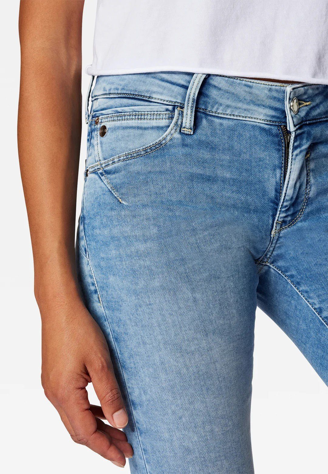 Mavi Jeansbermudas Alma Jeans Capri Short Bermuda Sommerhose Hose Hüfthose Leichter jeans – Bild 4 von 5