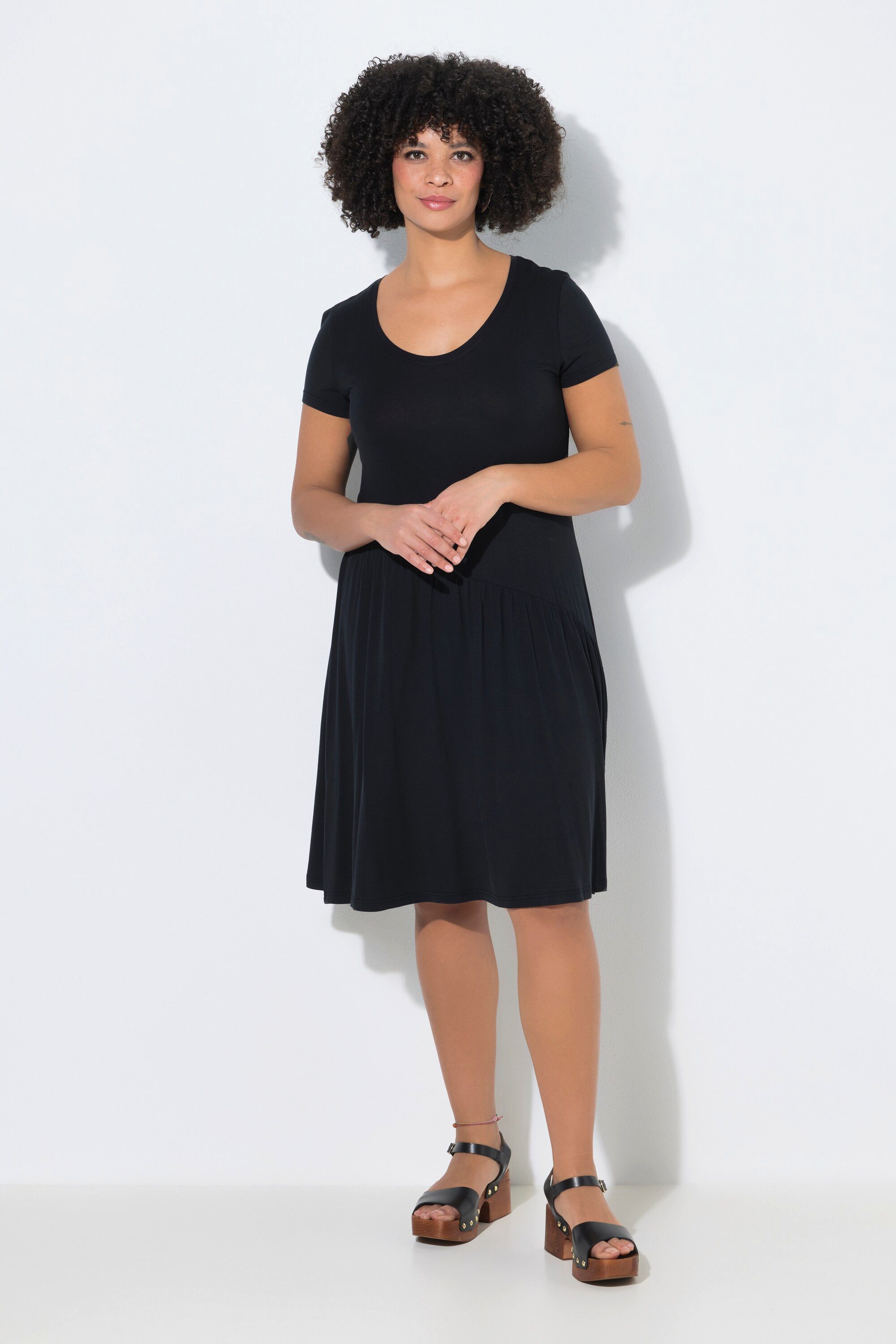 Angel of Style Jerseykleid Jerseykleid diagonale Taillennaht Halbarm