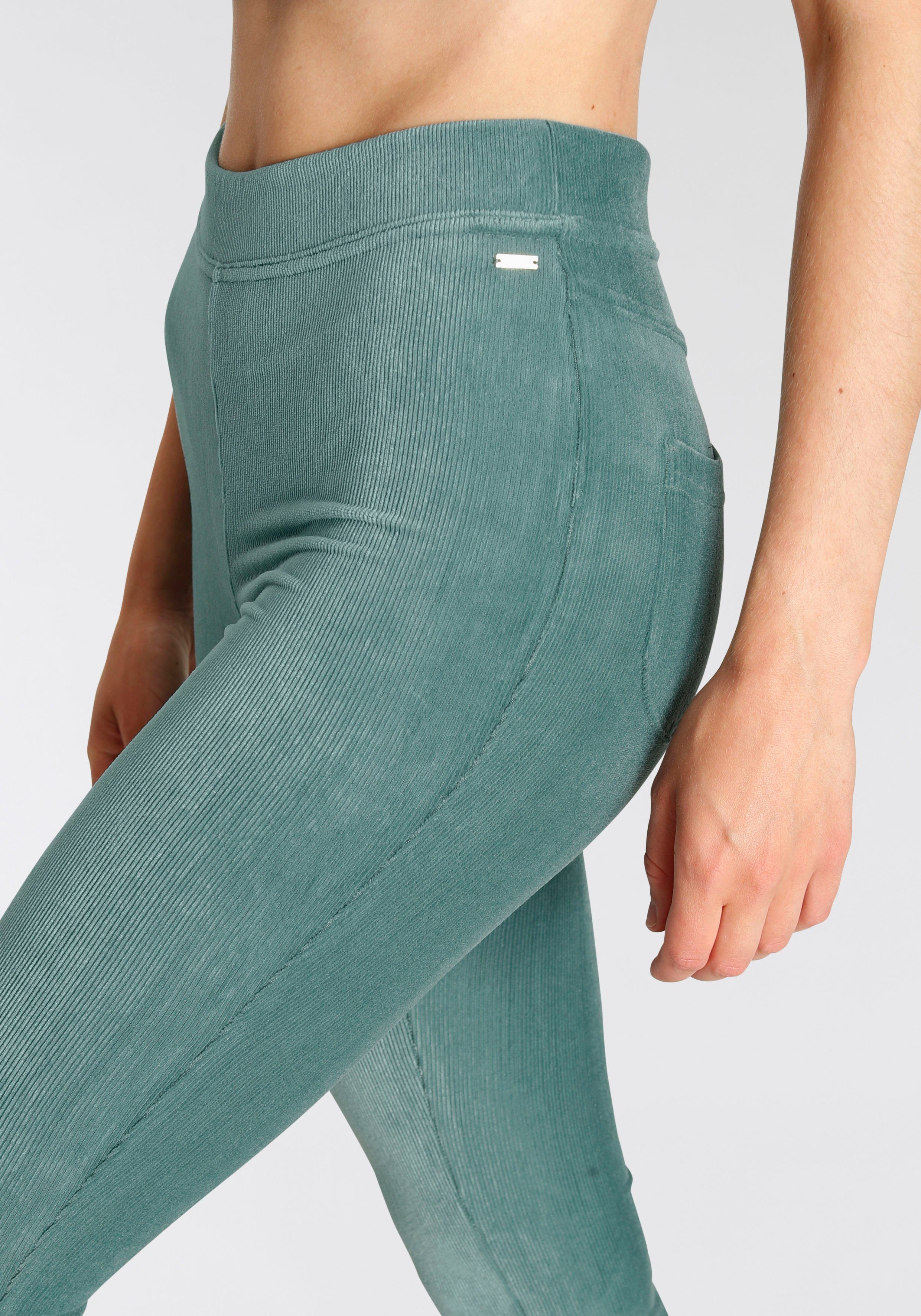 LASCANA Jazzpants aus petrol Loungewear Cord-Optik, Material weichem in