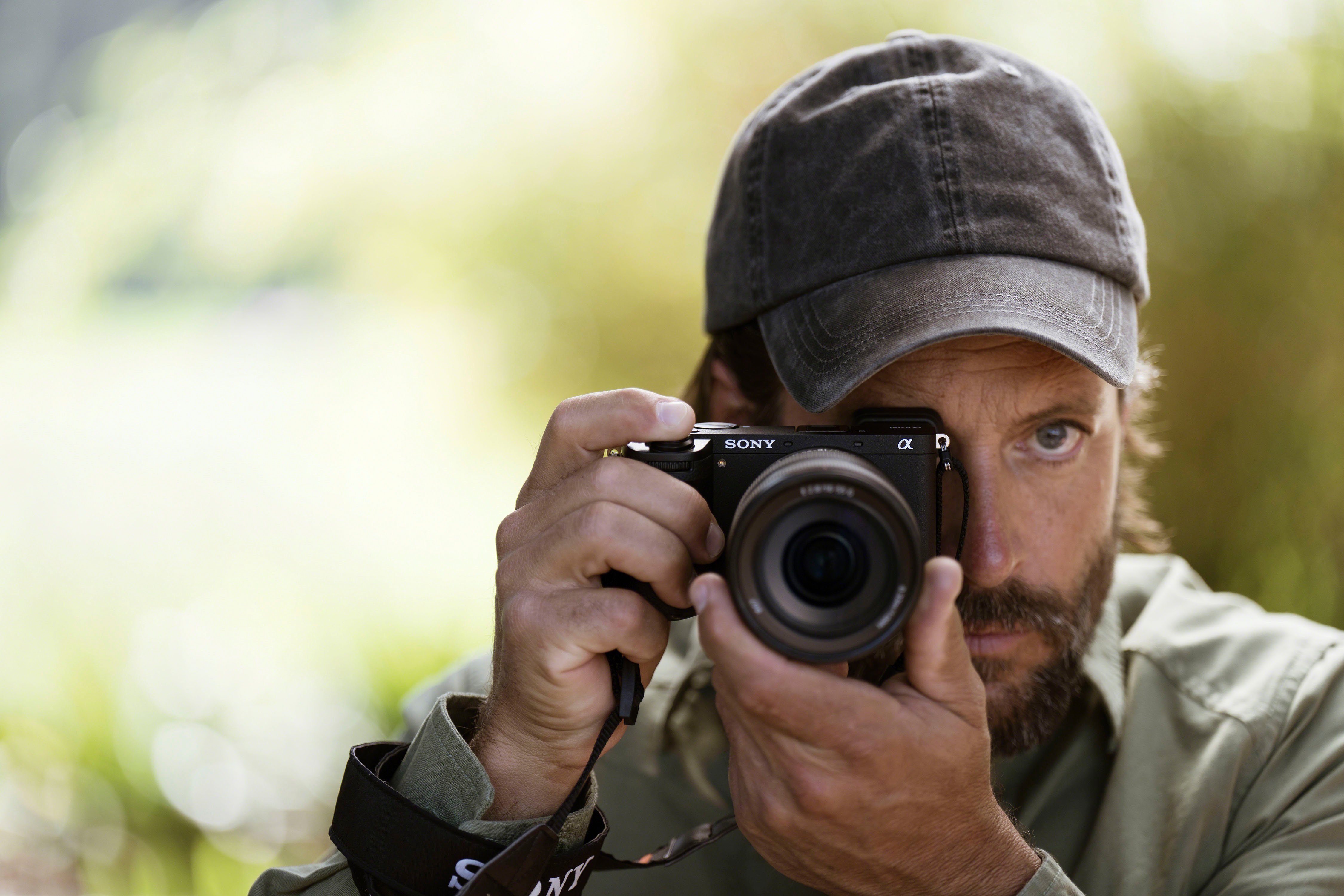 Sony Alpha ILCE-6700 + 18–135-mm-Objektiv Systemkamera (18–135-mm SEL-18135, 26 MP, Bluetooth, WLAN) – Bild 4 von 5