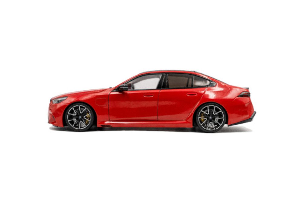 Solido Modellauto BMW M5 (G90) 2025 rot, Maßstab 1:18