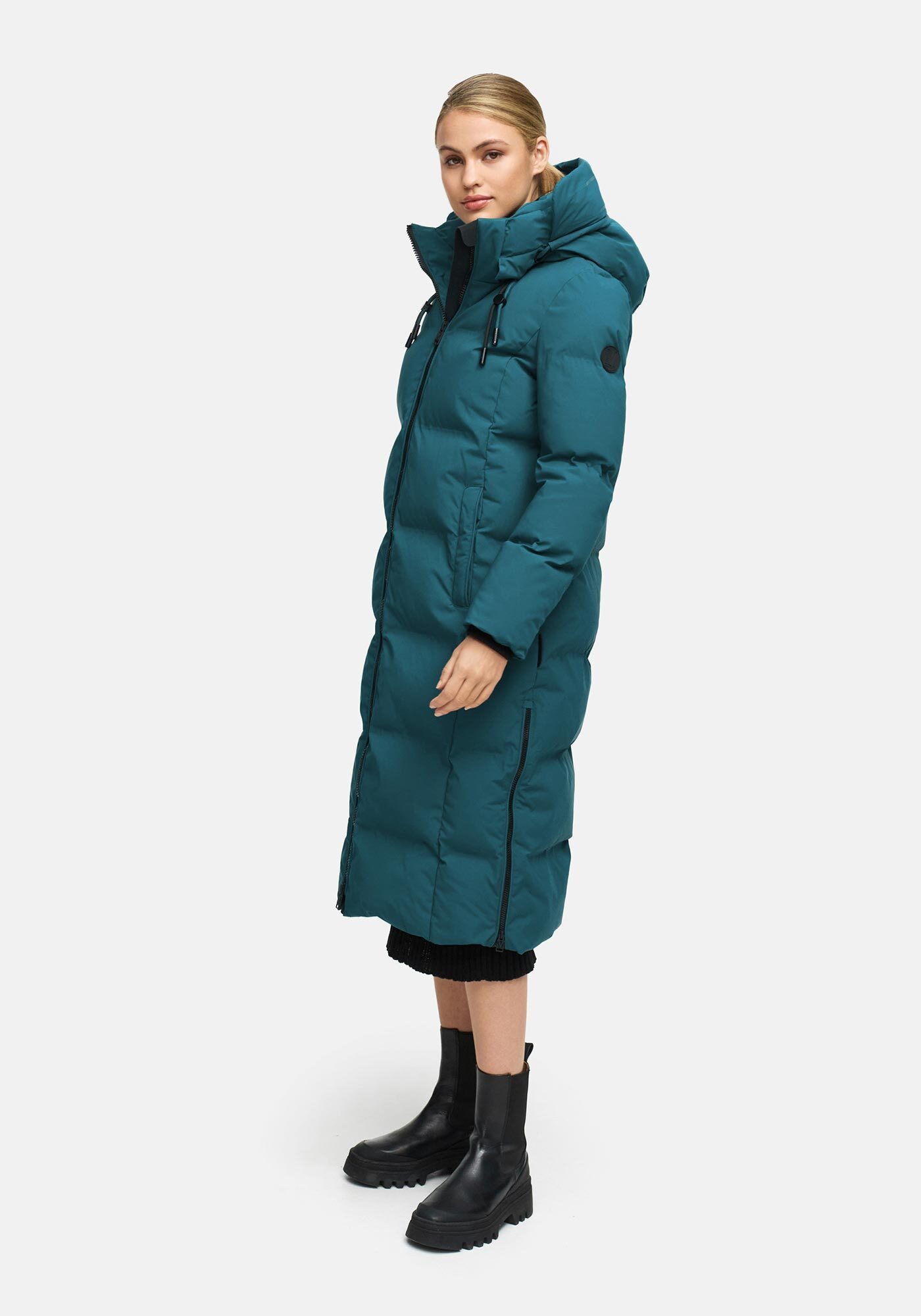 Marikoo Winterjacke Tikoraa mit extra langem Schnitt und hohem Kragen