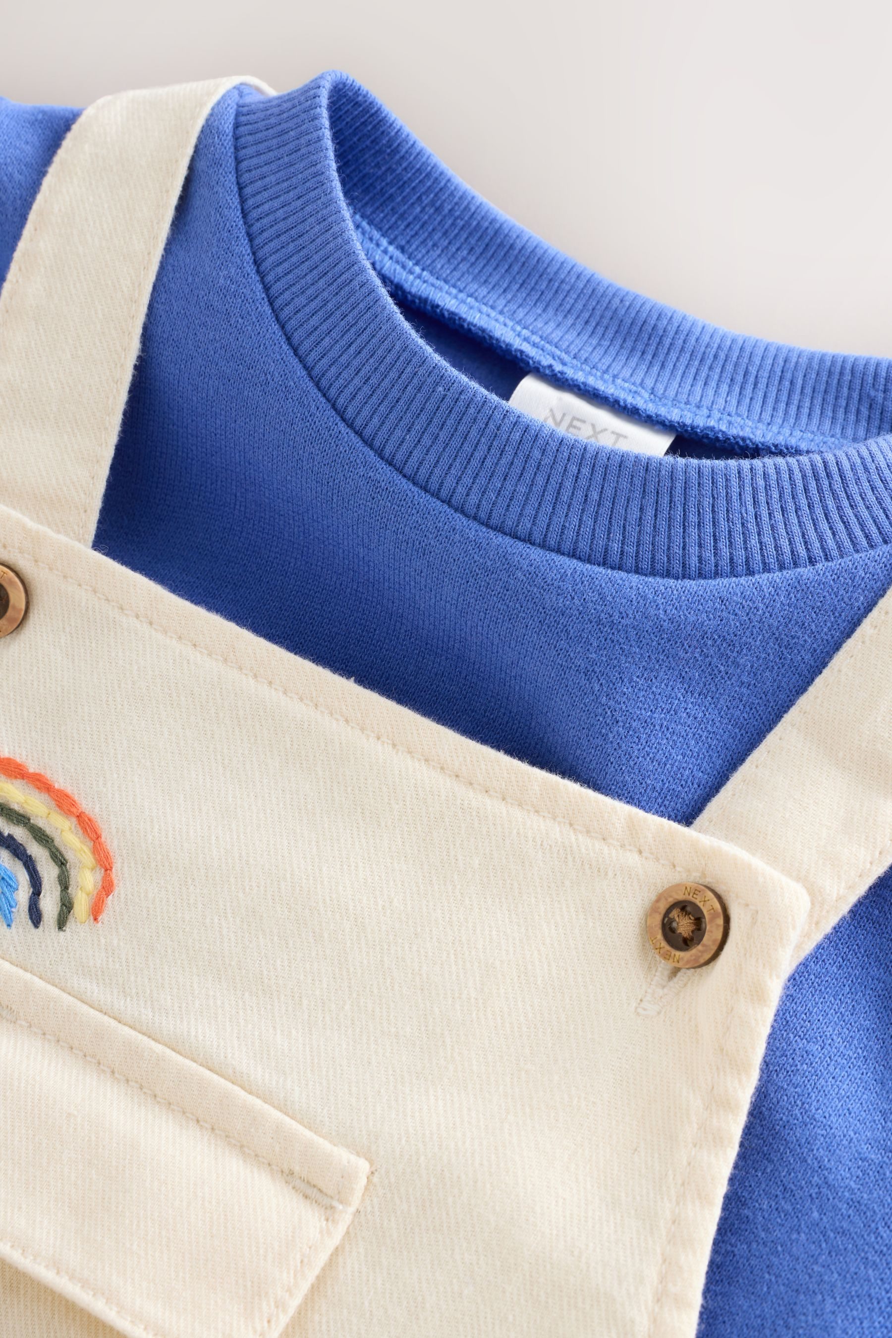Next Body & Hose Twill-Latzhose und Bodysuit für Babys im Set (2-tlg)