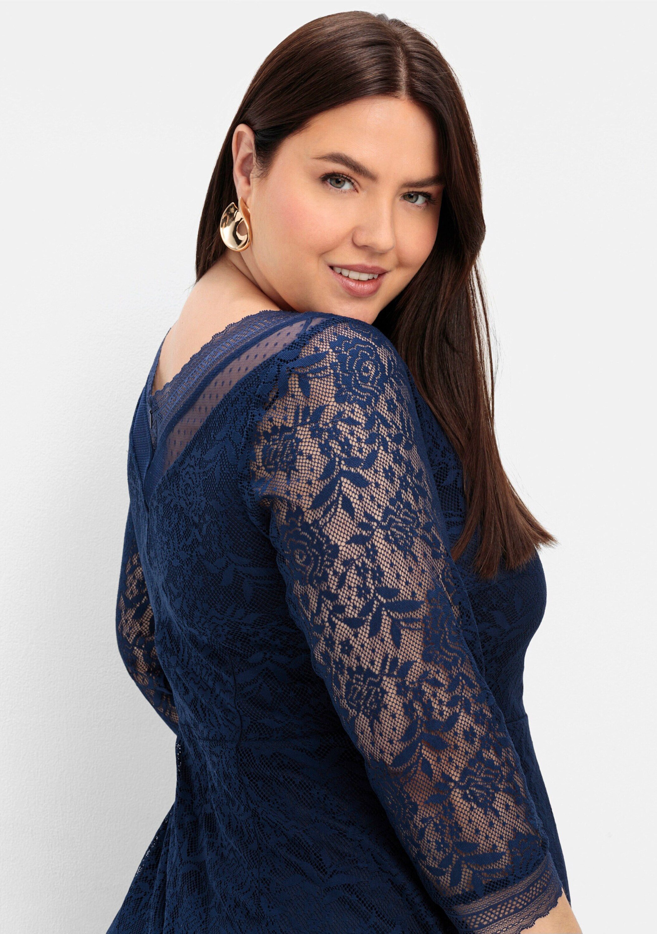 Sheego Etuikleid Abendkleid 3/4-Arm aus elastischer und bequemer Qualität – Bild 4 von 5