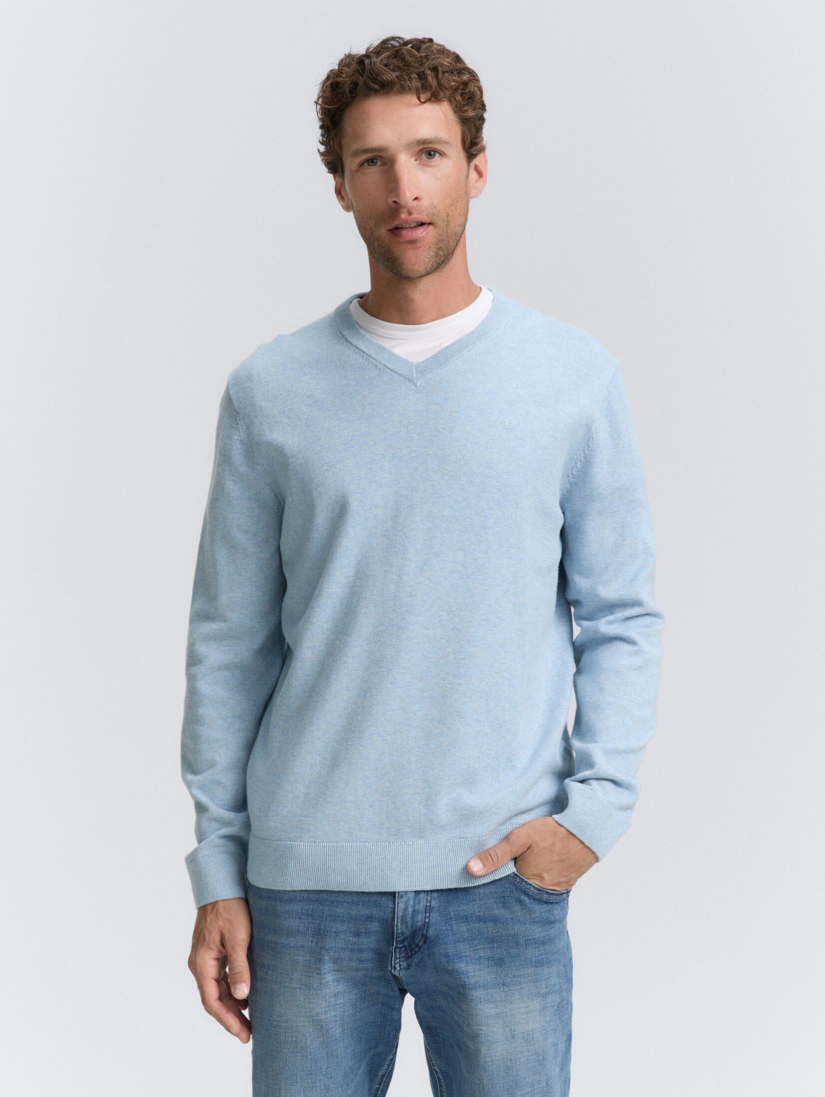 TOM TAILOR V-Ausschnitt-Pullover, mit kleiner Logo-Stickerei günstig online kaufen