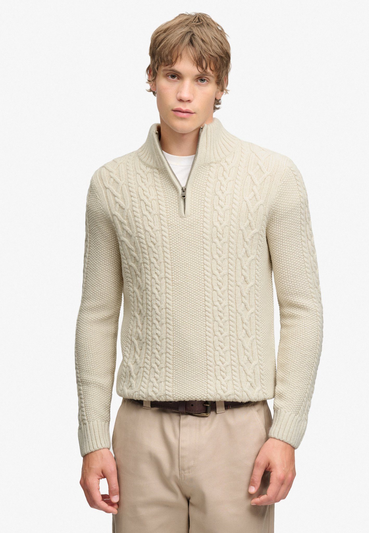 Superdry Pullover & Shorts