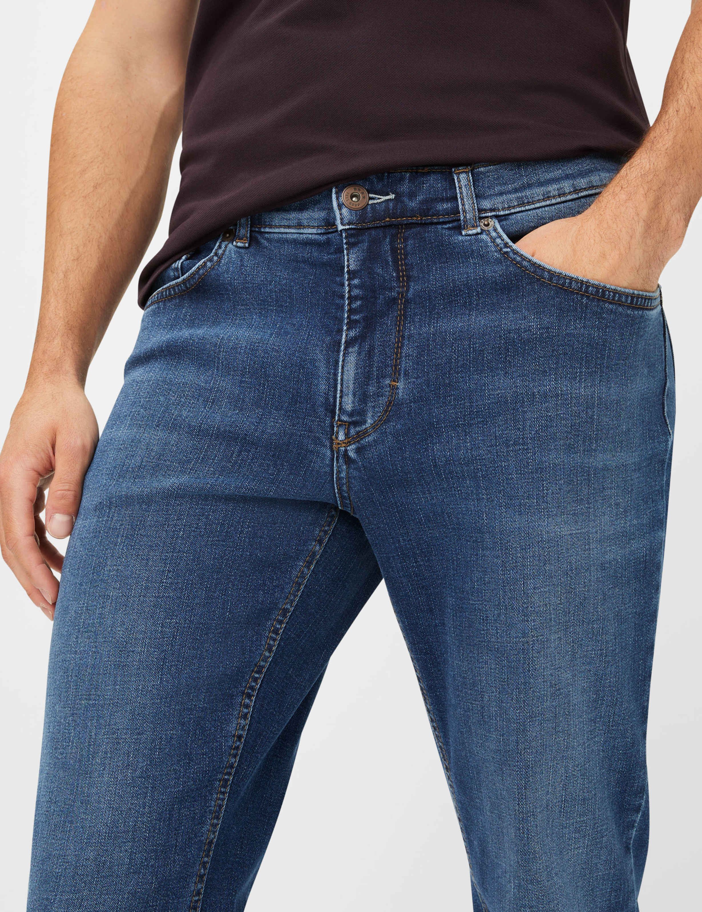 Brax 5-Pocket-Jeans Style COOPER Iconic Denim: Five-Pocket-Jeans im Regular Fit – Bild 4 von 5