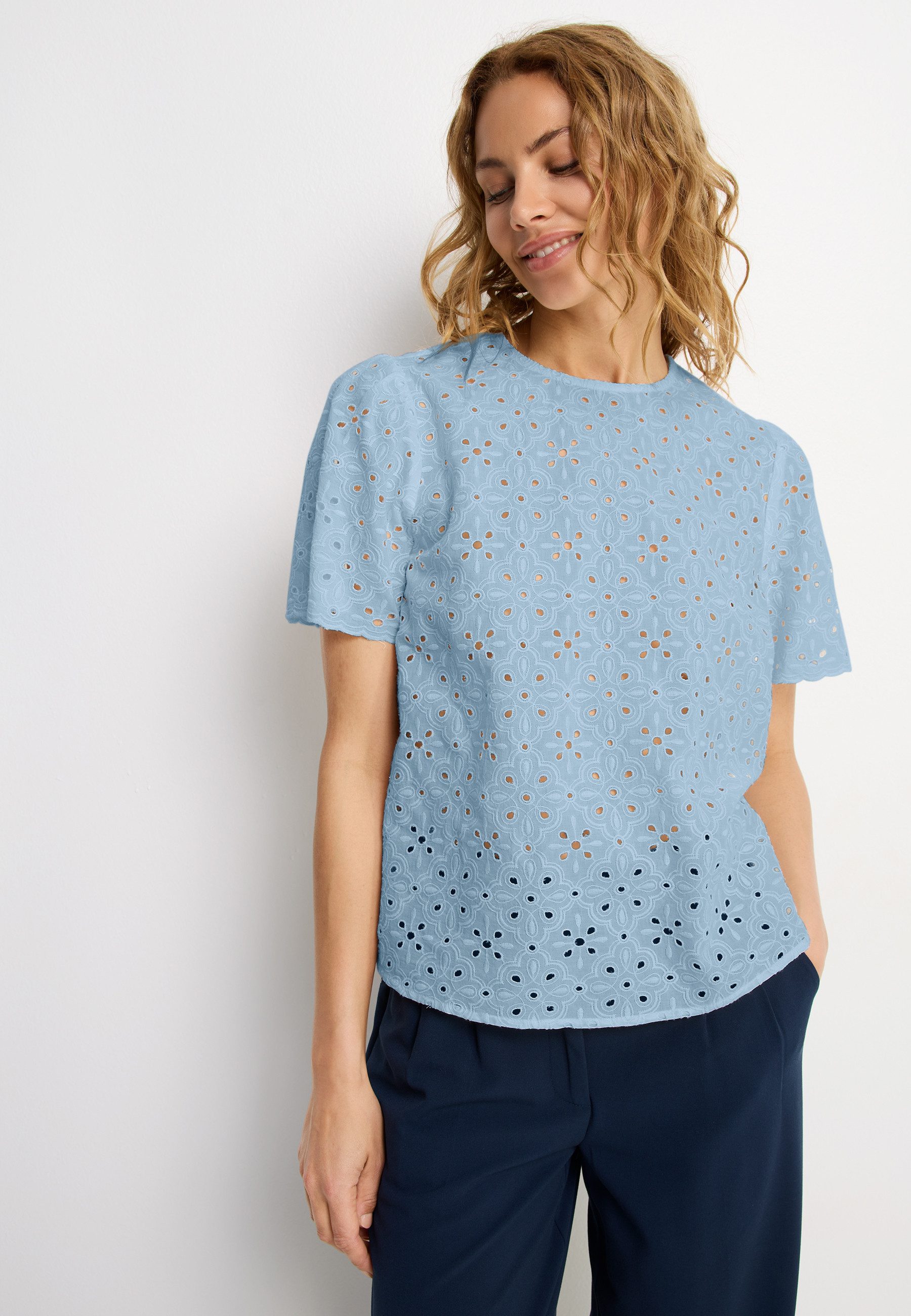 LASCANA Kurzarmbluse mit Lochstickerei, Damenbluse, casual-elegant