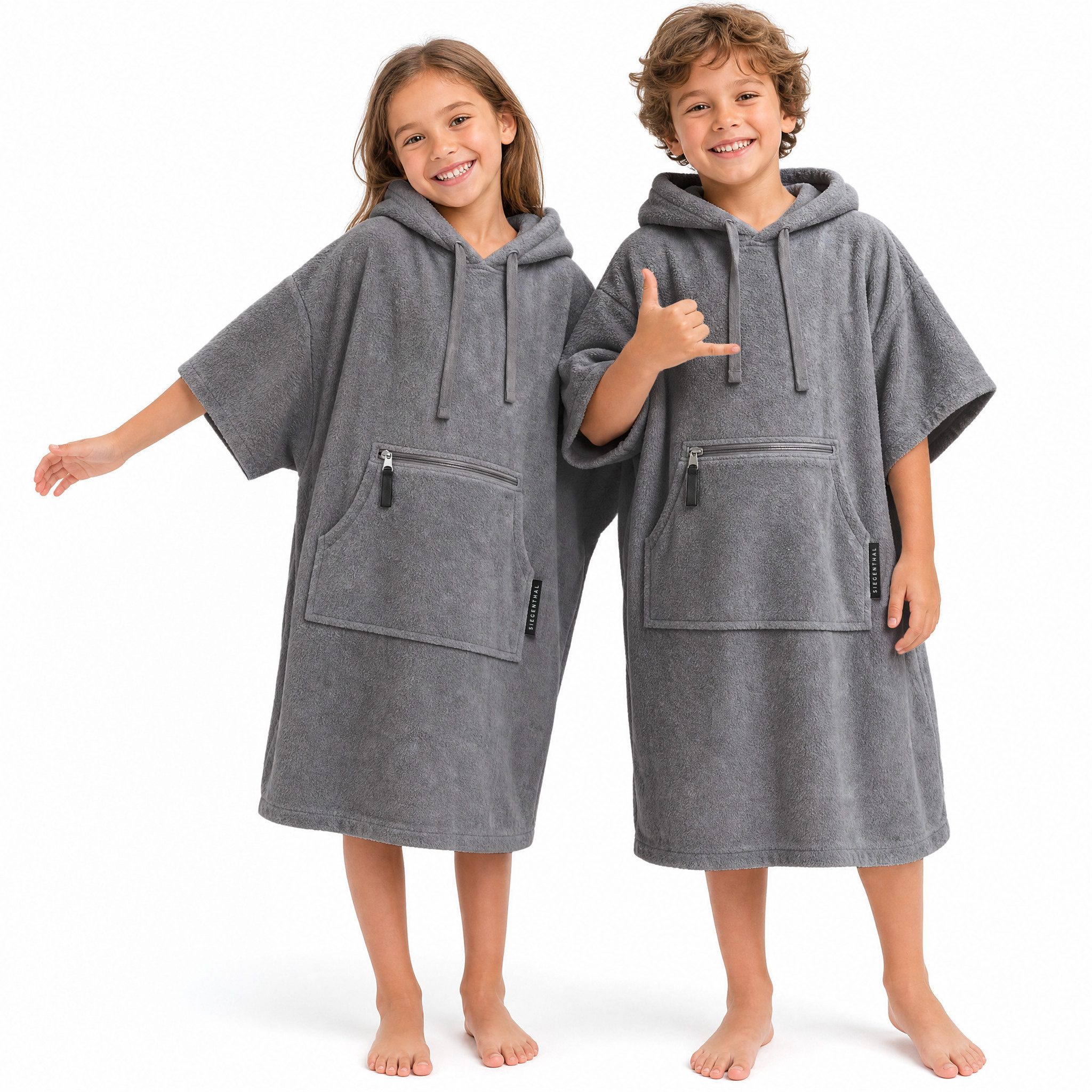 SIEGENTHAL Badetücher SIEGENTHAL® Strandponcho für Damen, Herren & Kinder aus Baumwolle, Integrierte Reißverschlusstasche für Wertsachen