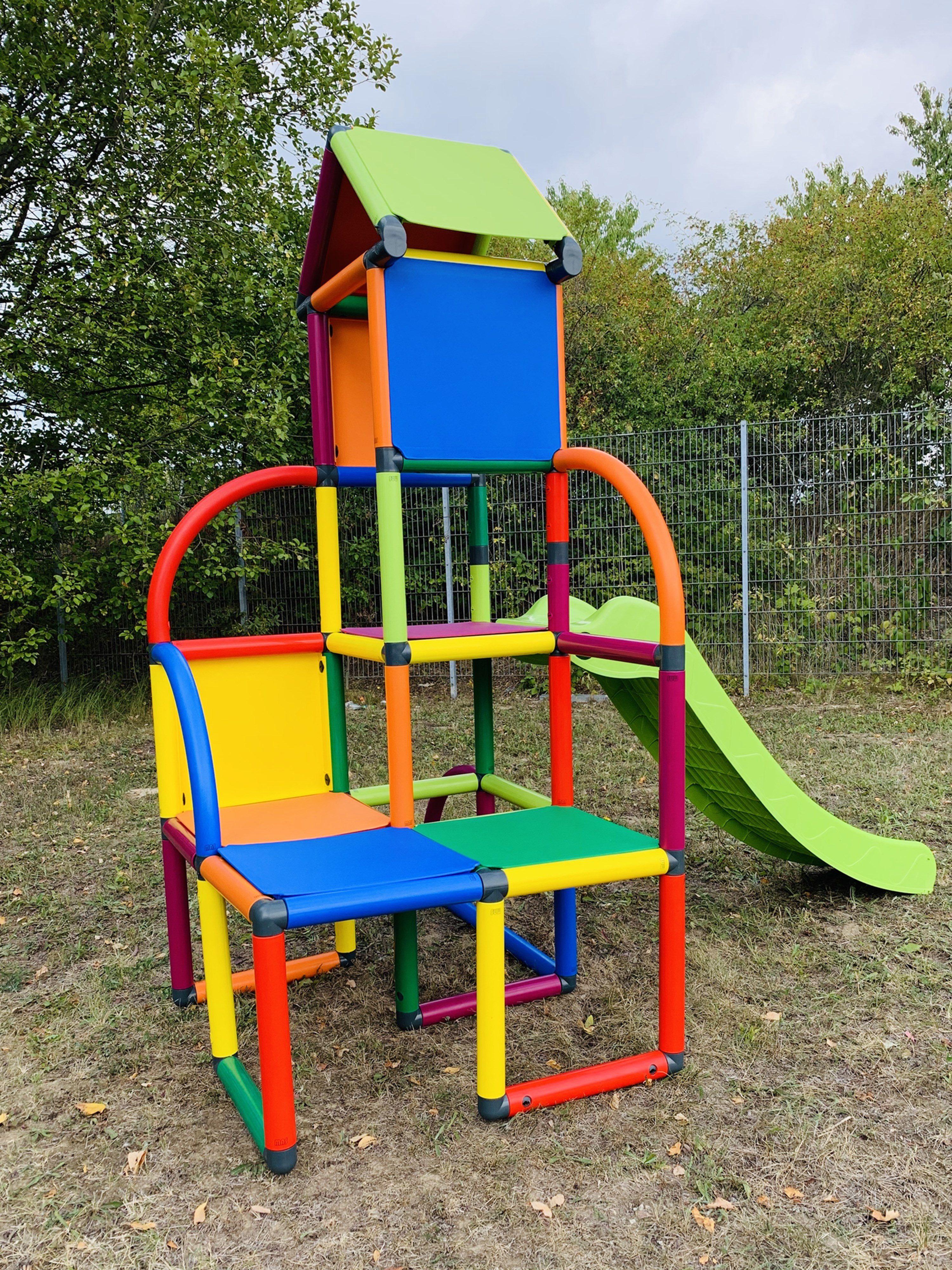 move and stic Klettergerüst TONI Spielturm mit Rutsche für Kleinkinder für Indoor und Outdoor, (259 tlg. Set), zerlegter Bausatz incl. Aufbauanleitung