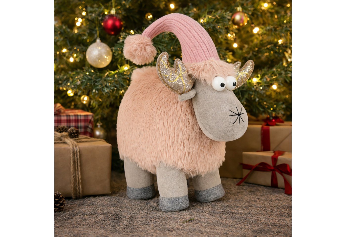 com-four Weihnachtsfigur Rentierfigur für die Weihnachtsdeko - winterliche Elch-Figur (1 St), schwedischer Dekoartikel - niedlicher Kantenhocker als Raumschmuck