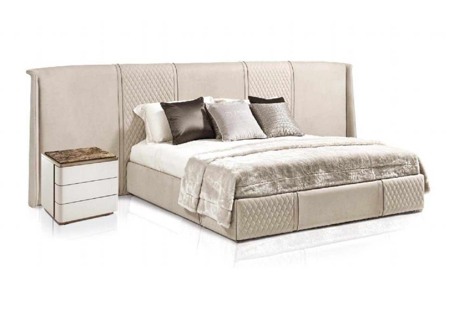 JVmoebel Schlafzimmer-Set Beige Schlafzimmer Garnitur Doppelbett 2x Nachttische Designer, (3-St., 1x Bett + 2x Nachttische), Made in Europa