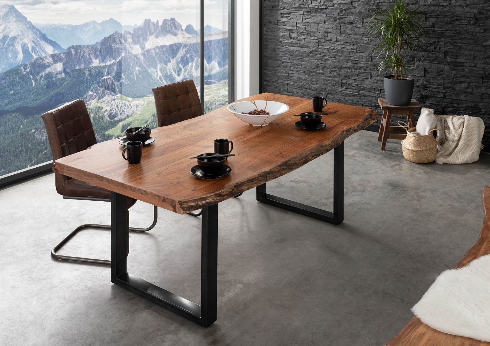 Massivmoebel24 Baumkantentisch FREEFORM (Baumtisch Akazie 200x100x77 günstig online kaufen