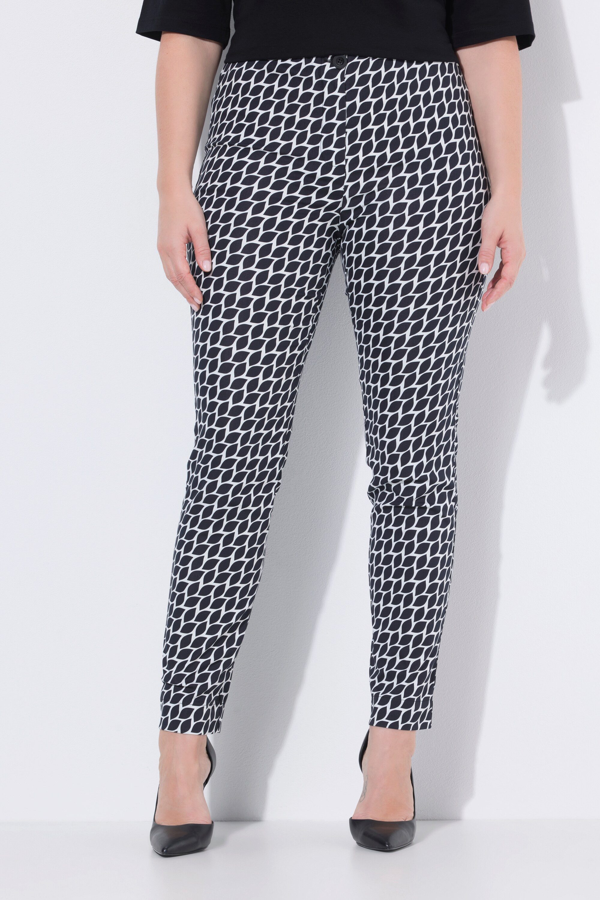 Ulla Popken Funktionshose Hose grafisches Design schmales Bein Elastikbund