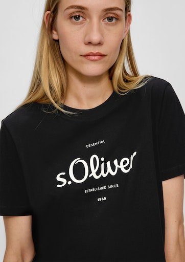 s.Oliver T-Shirt mit Logodruck vorne grey/black
