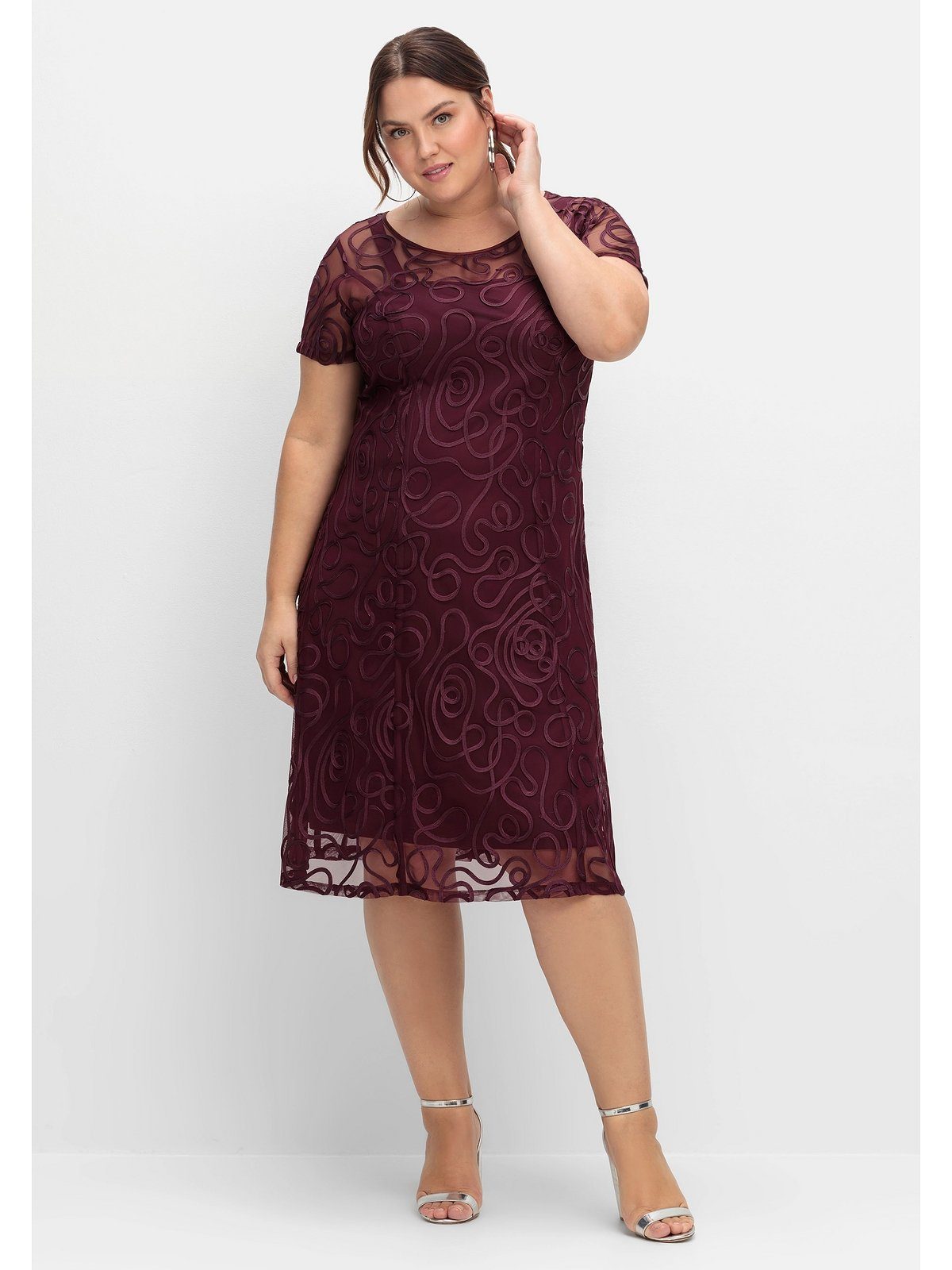 Sheego Spitzenkleid Große Größen in leicht günstig online kaufen