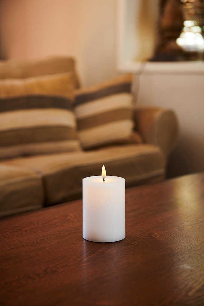 Sirius Home A/S LED-Kerze Sille Echtwachs weiss, mit einzigartigem Flammene günstig online kaufen