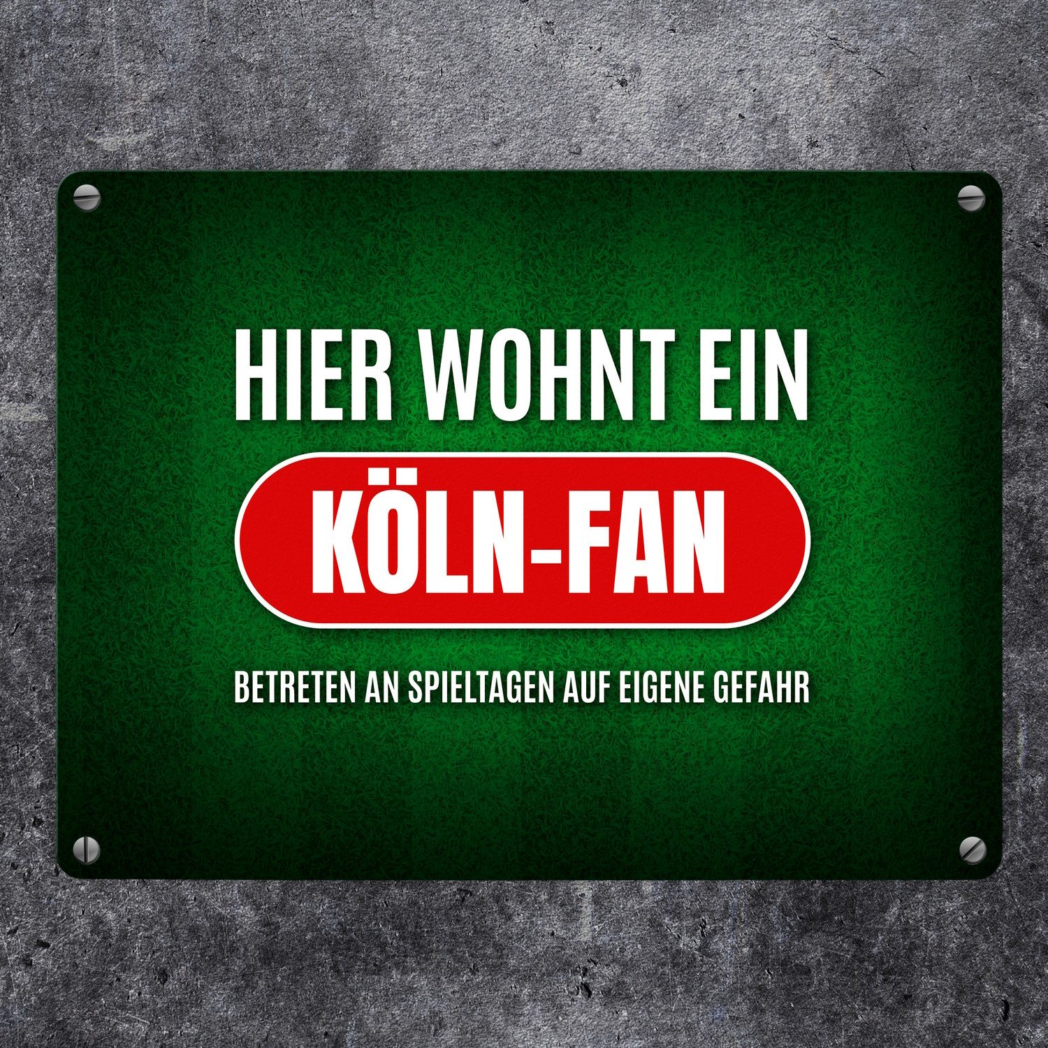 speecheese Metallschild Hier wohnt ein Köln Fan Metallschild mit Rasen Motiv Fußball Verein