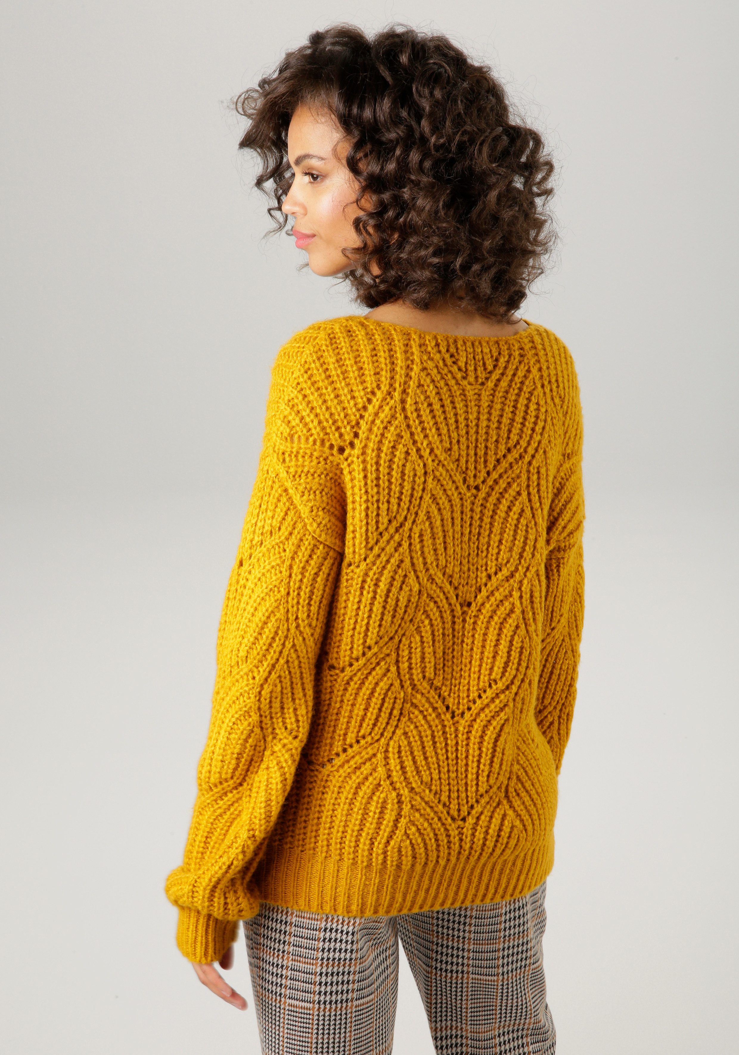 Aniston CASUAL Strickpullover im dezenten, extravaganten günstig online kaufen