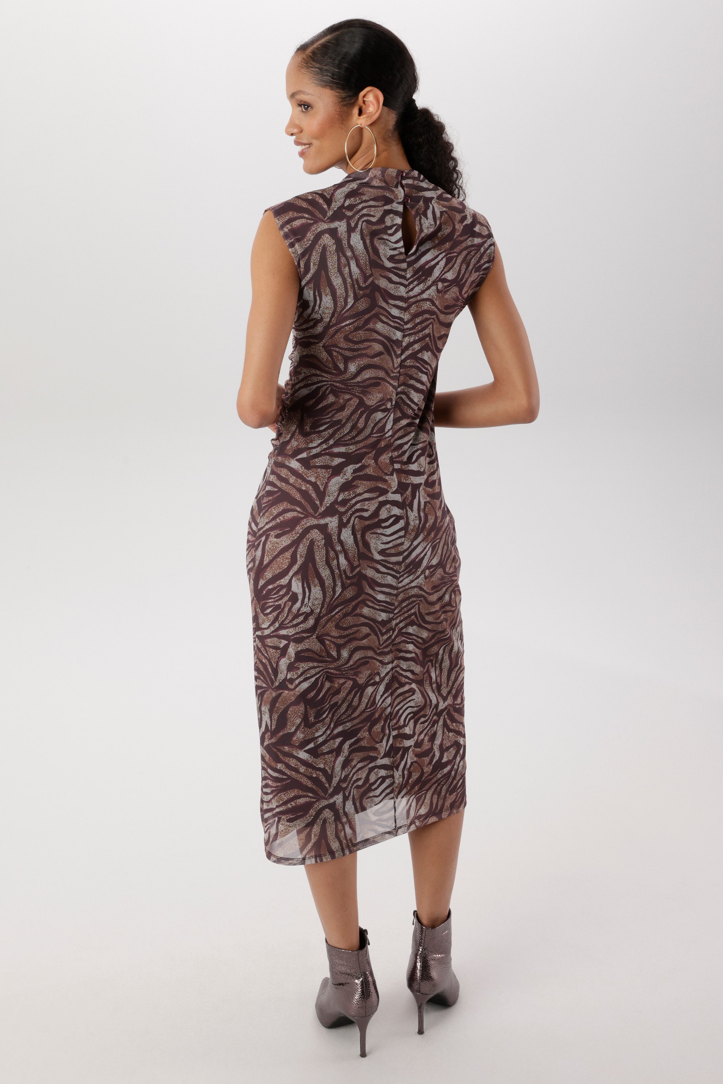 Aniston SELECTED Midikleid In Mesh-Qualiät und im angesagten Animalprint