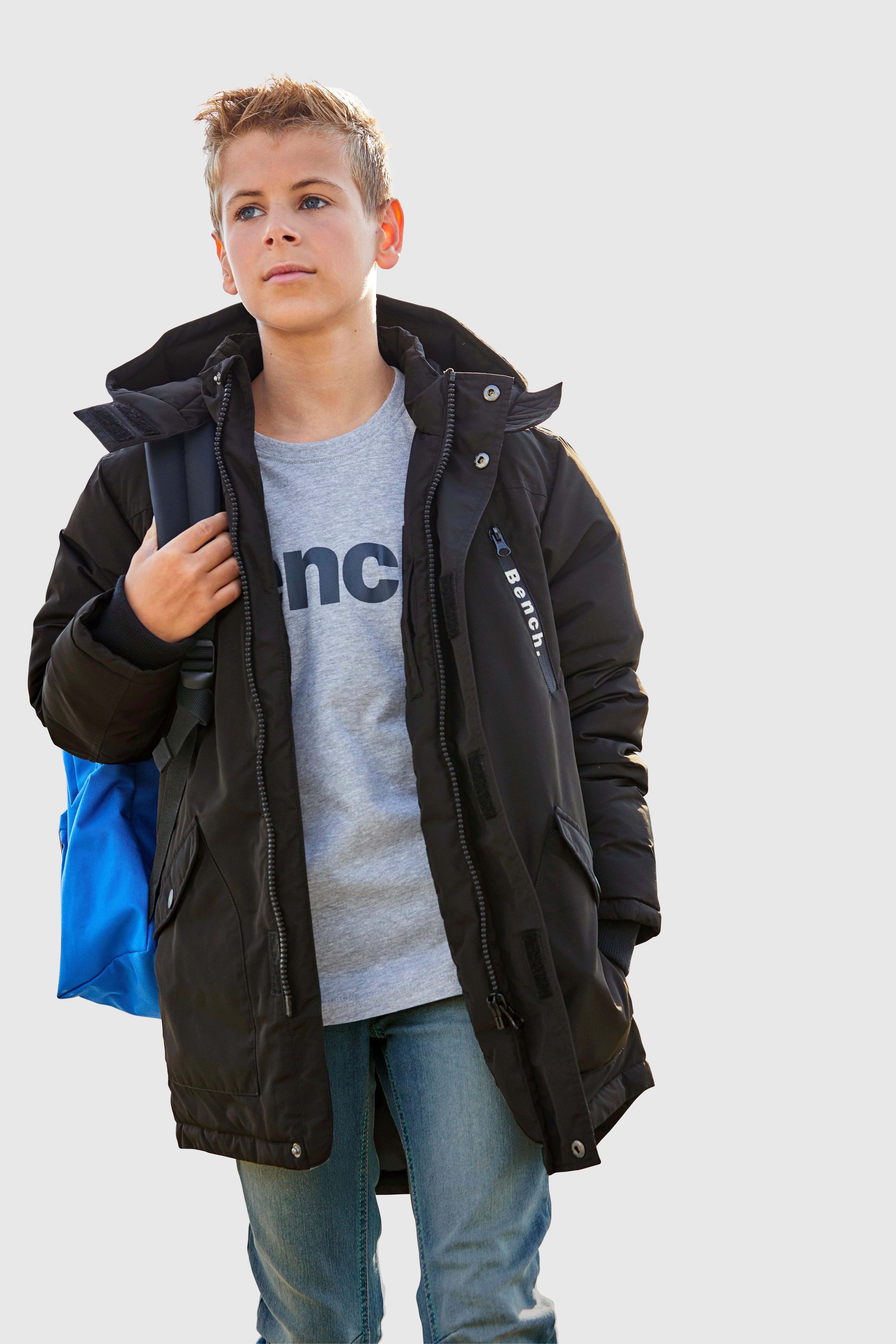 Bench. Parka Brusttaschen mit bedruckten Reißverschlüssen online kaufen |  OTTO