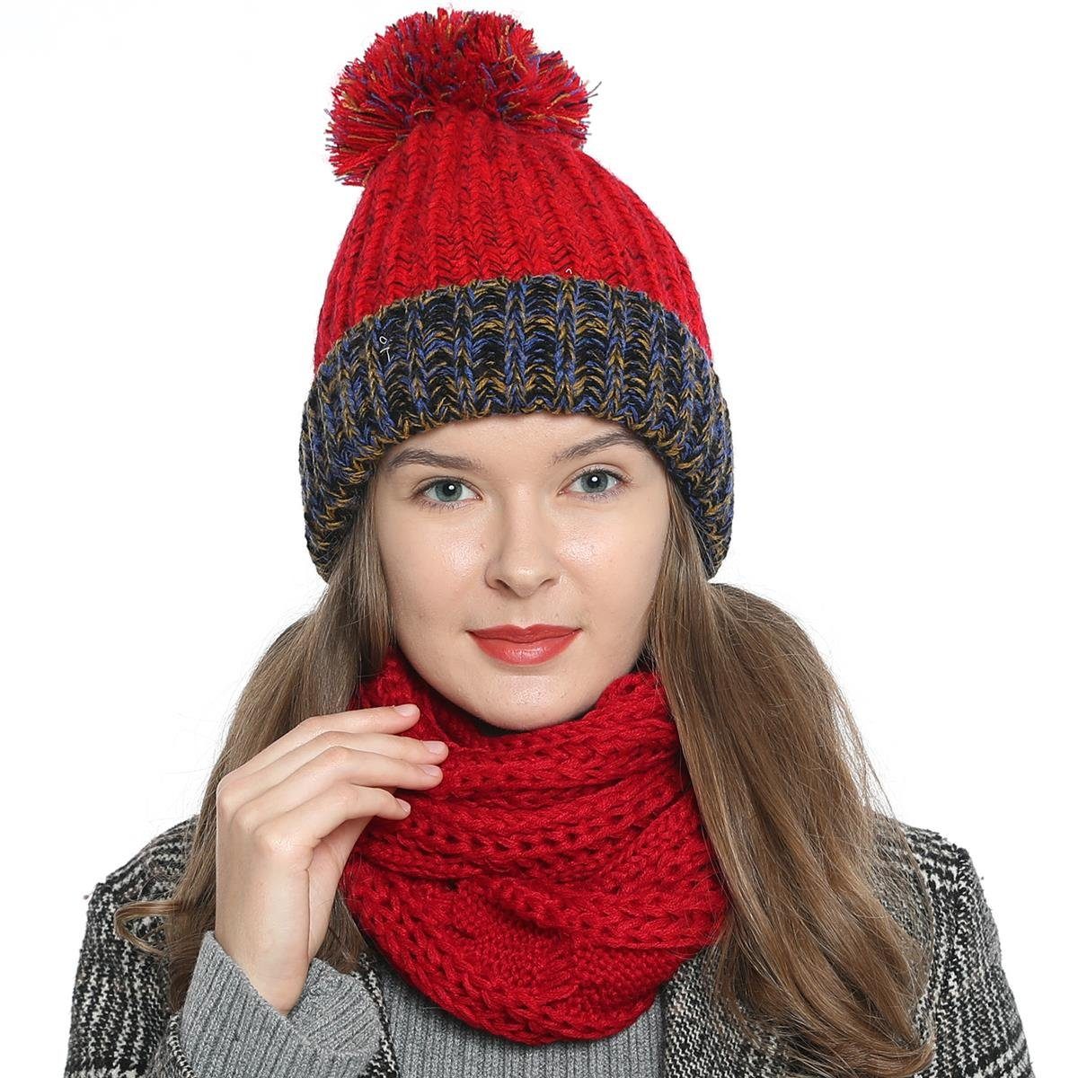 (Packung, DonDon rot-blau-beige 1-St) Damen gefüttert Farben Beanie Strickmütze warm Grobstrick Wintermütze, tollen mit Bommelmütze Bommel, in