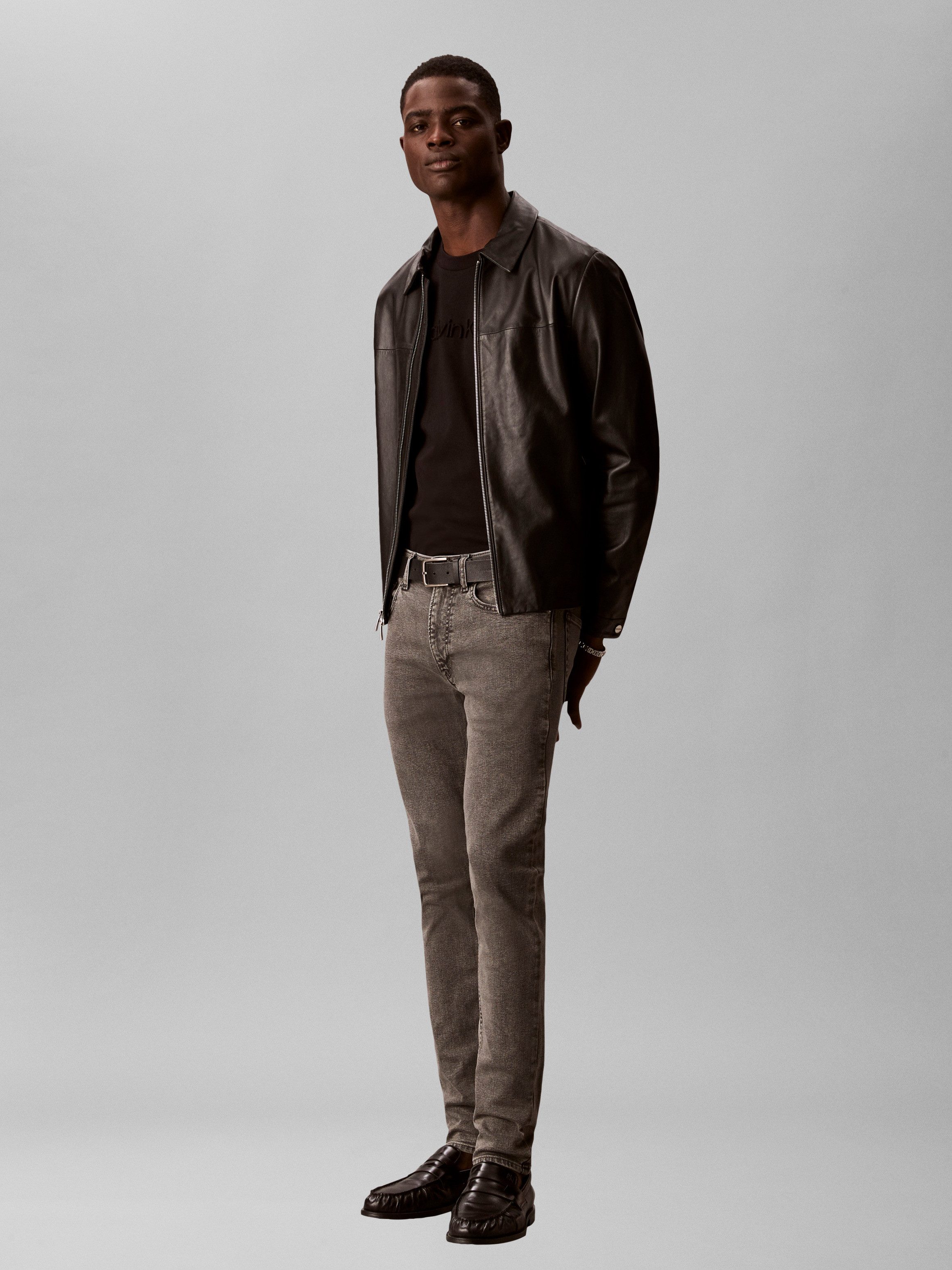 Calvin Klein Jeans Skinny-fit-Jeans mit Leder-Badge – Bild 4 von 5