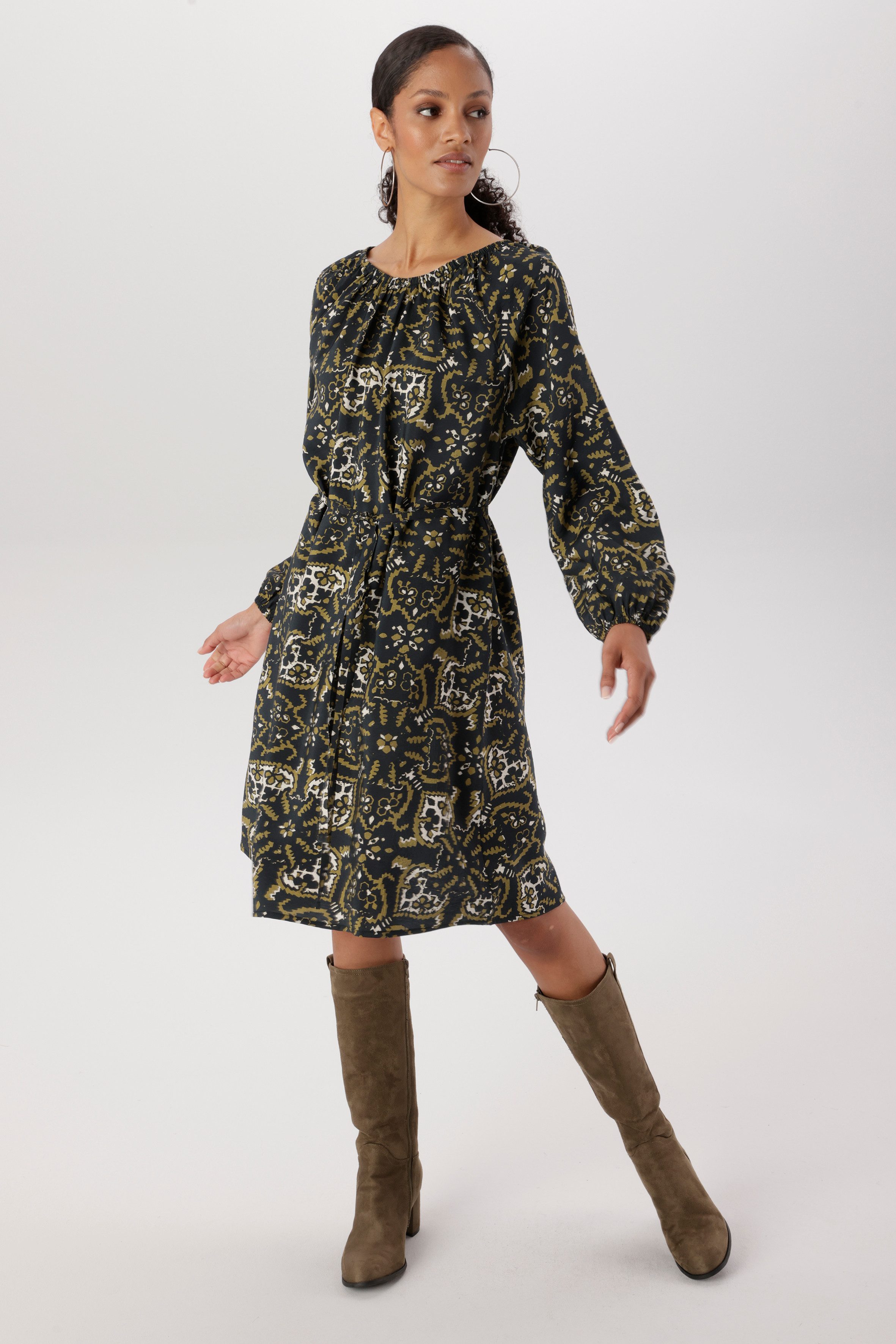 Aniston SELECTED Blusenkleid (2-tlg) mit elastischen Gummizug am Ausschnitt - NEUE KOLLEKTION. € 49,99, (€ 49,99 pro 1 Stk).