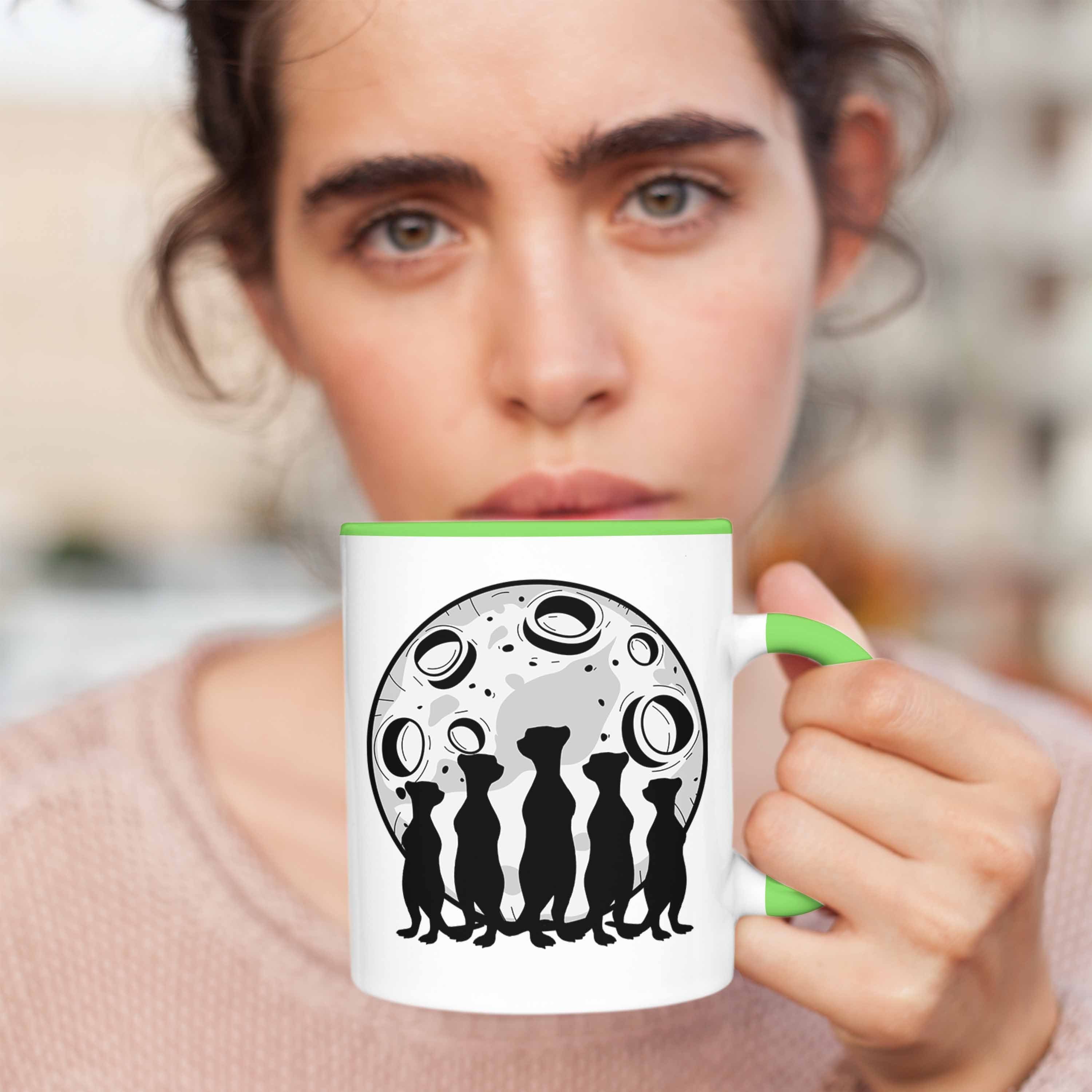 Trendation Tasse Lustige Erdmännchen Erdmännchenliebhaber für Geschenk Tasse Grün Mond Grafi