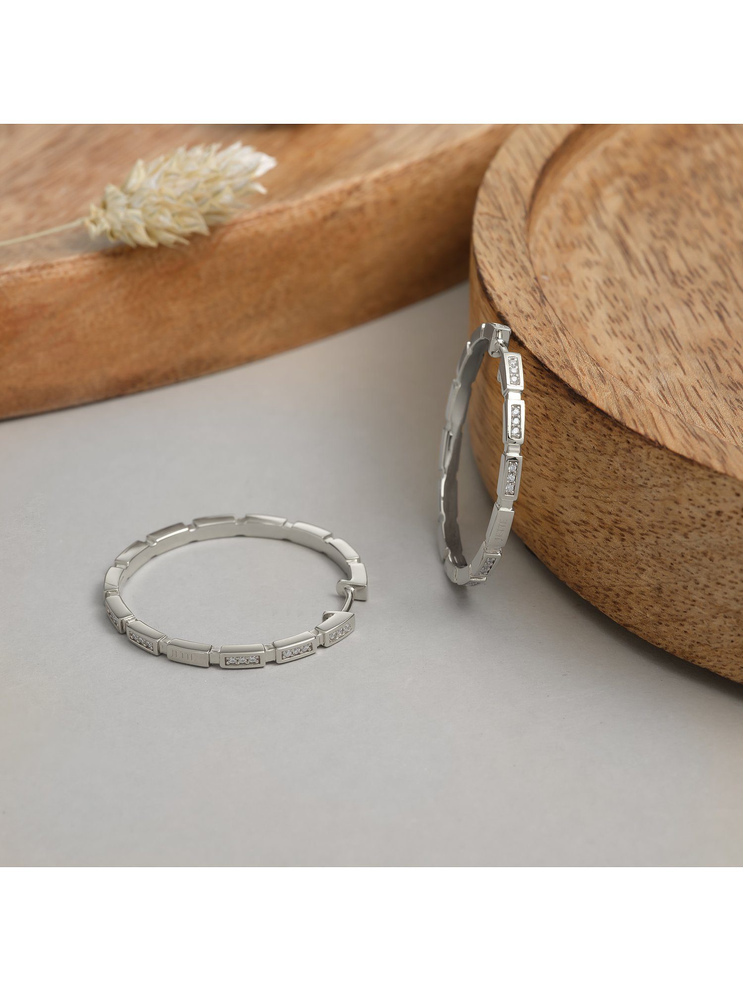 JETTE Paar Creolen JETTE Damen-Creolen 925er Silber 72 Zirkonia (Paar), MOSAIC