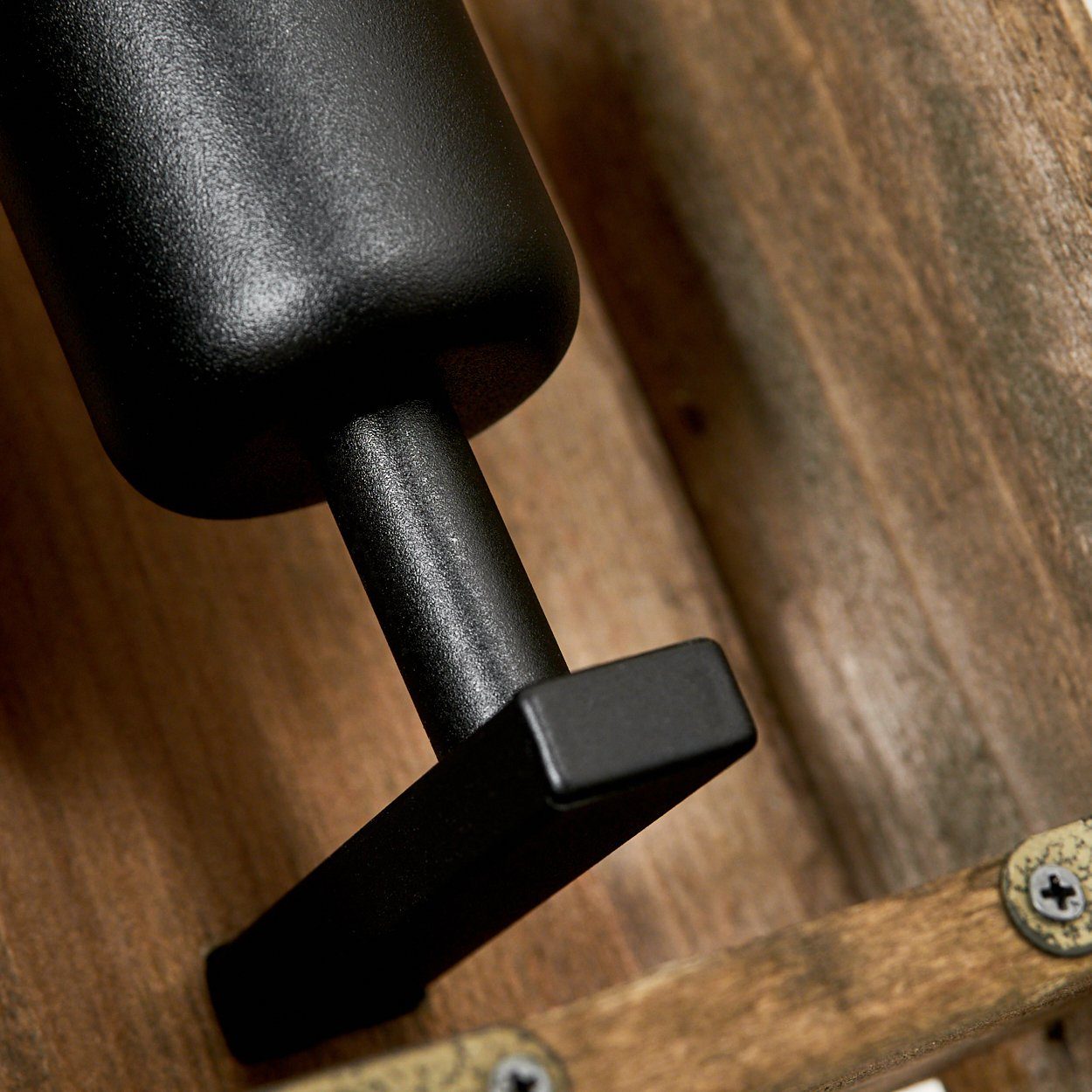 hofstein Wandleuchte »Atid« Vintage Wandlampe aus Metall/Holz in Schwarz/Natur, ohne Leuchtmittel, 1x E27, Wandspot im angesagten Retro Design aus Echtholz