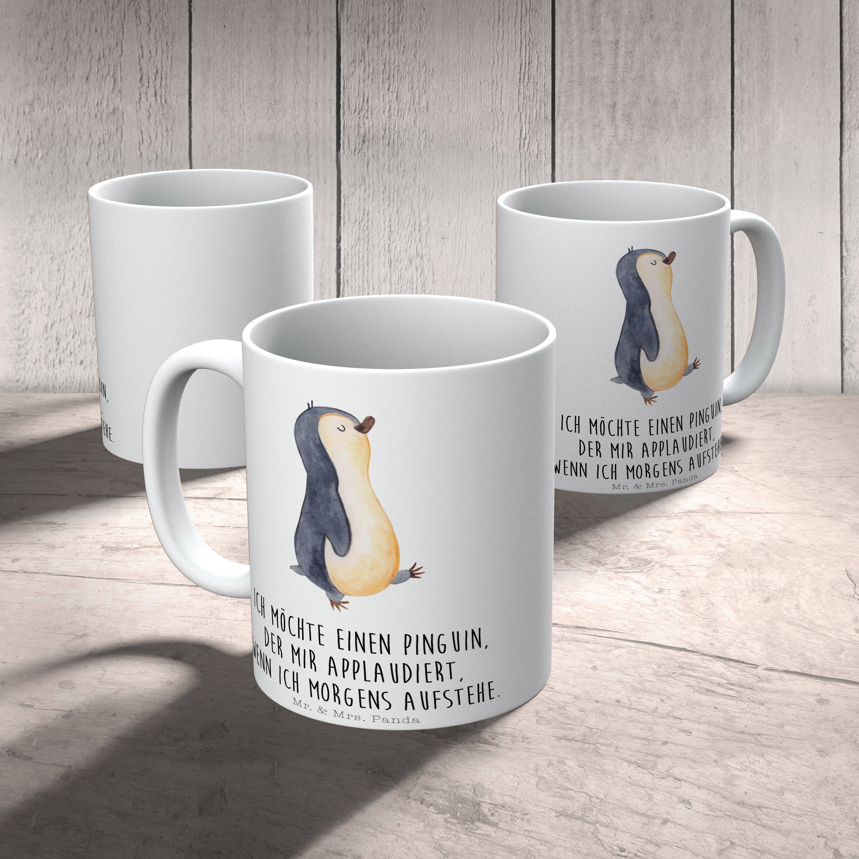 Tasse, Weiß marschierend Mr. Panda spazieren, - - Pinguin Geschenk Tasse Geschenk, Fa, & Mrs. Keramik