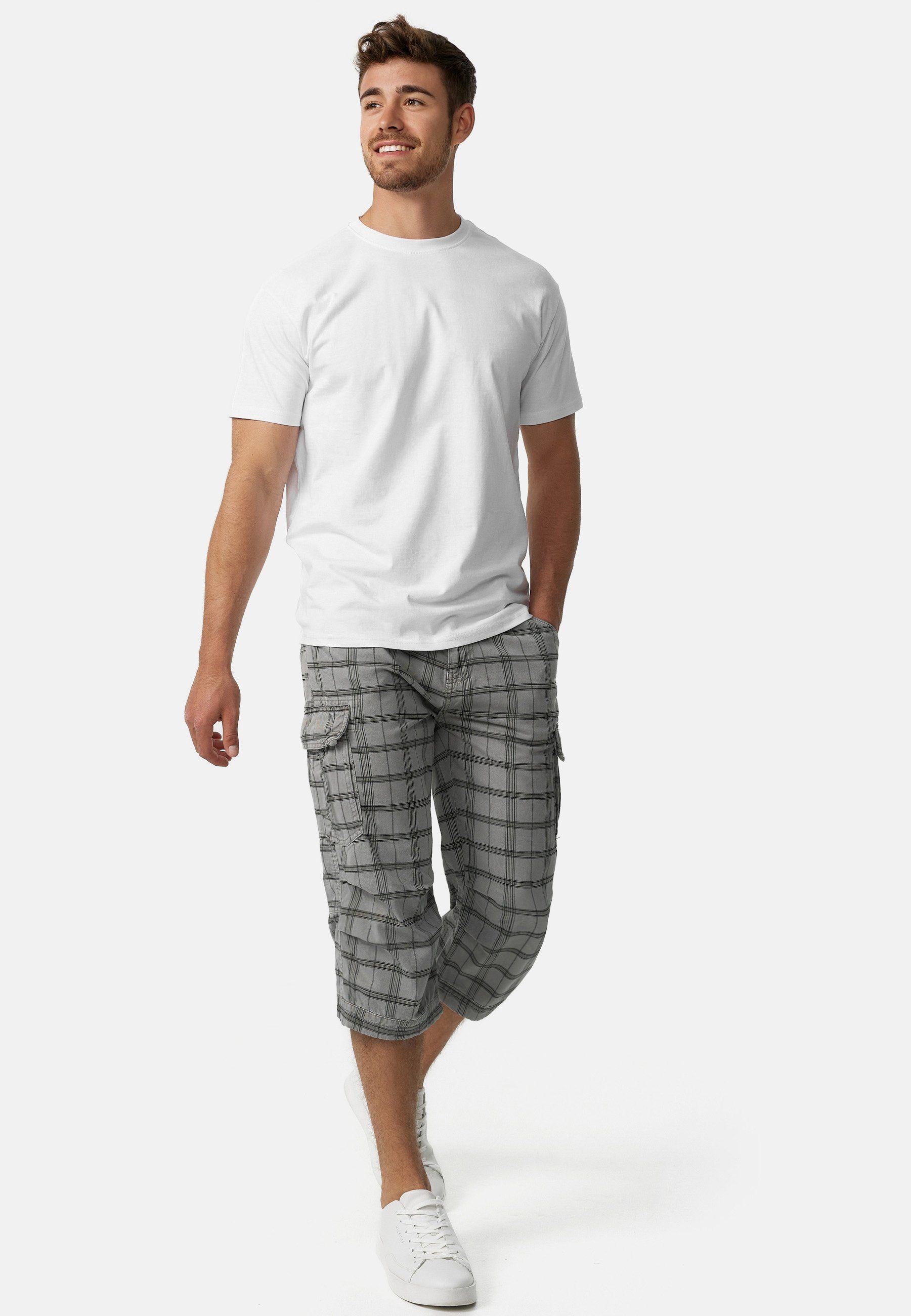 Indicode Cargoshorts Herren Nicolas Check Cargo Shorts Herrenshorts aus einer robusten Materialmischung