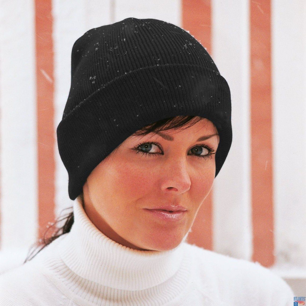 Mützen Atlantis schwarz Umschlag Beanie mit (1-St)