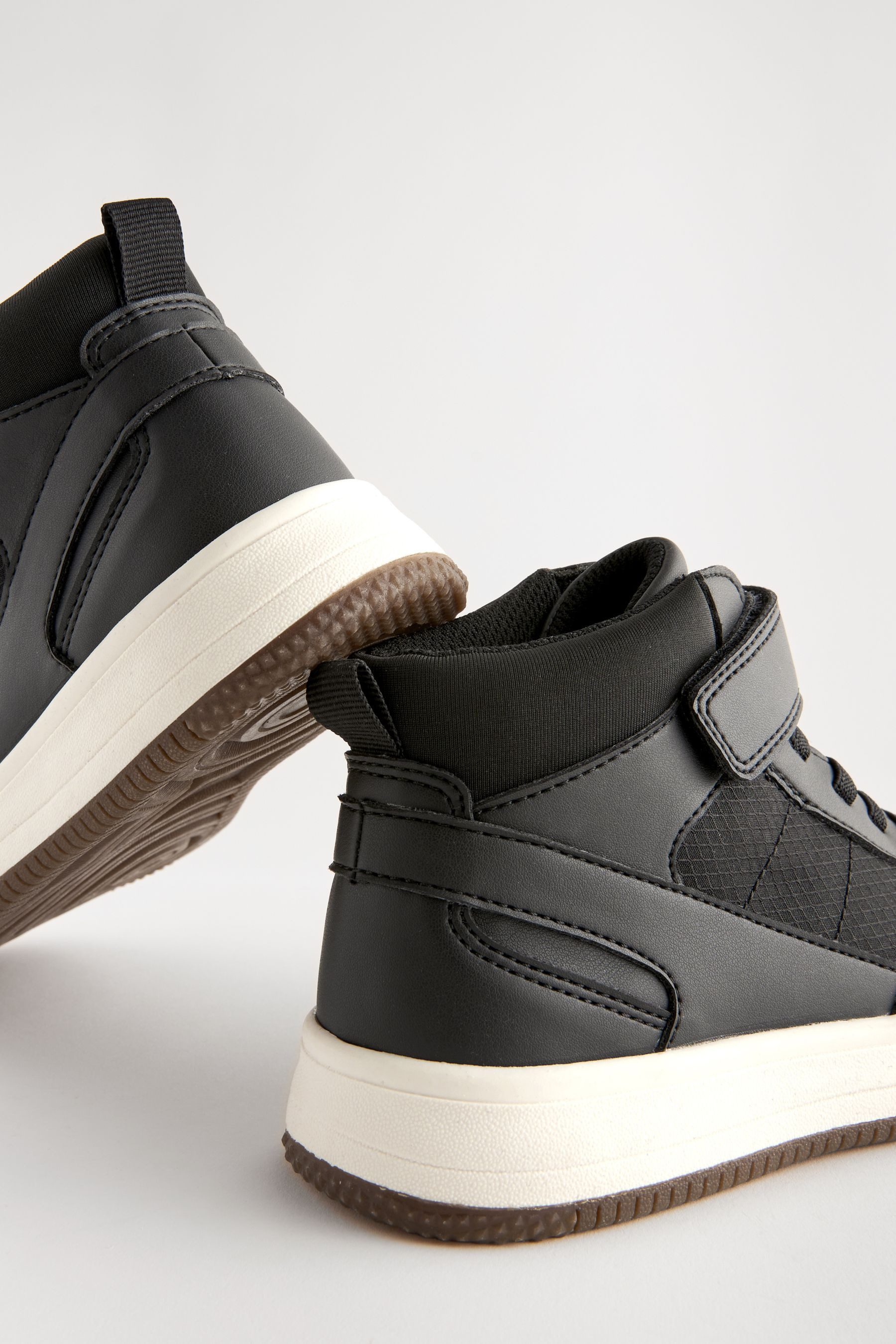 Next Turnschuh mit hohem Schaft Sneaker (1-tlg)