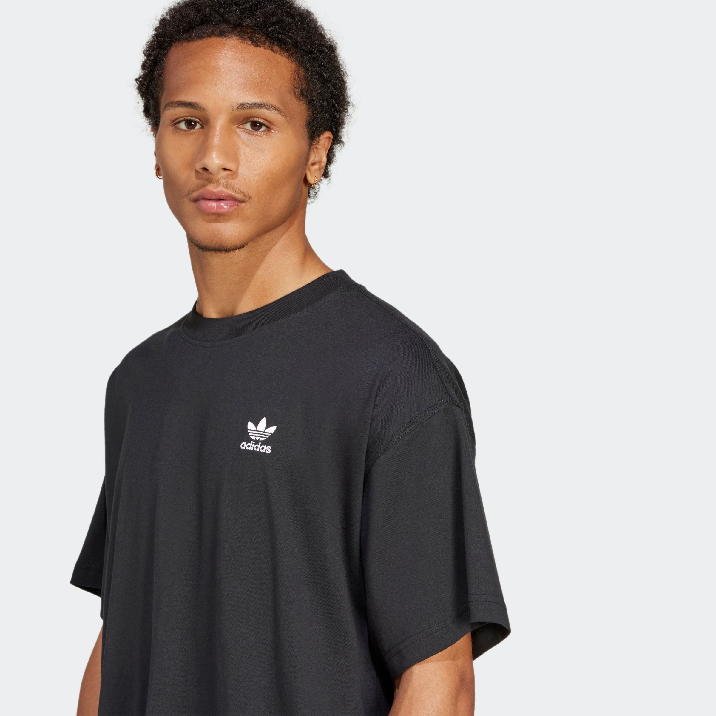 adidas Originals T-Shirt TREFOIL ESSENTIALS OVERSIZED mit geripptem Rundhalsausschnitt, Kurzarm, ohne Verschluss – Bild 4 von 5