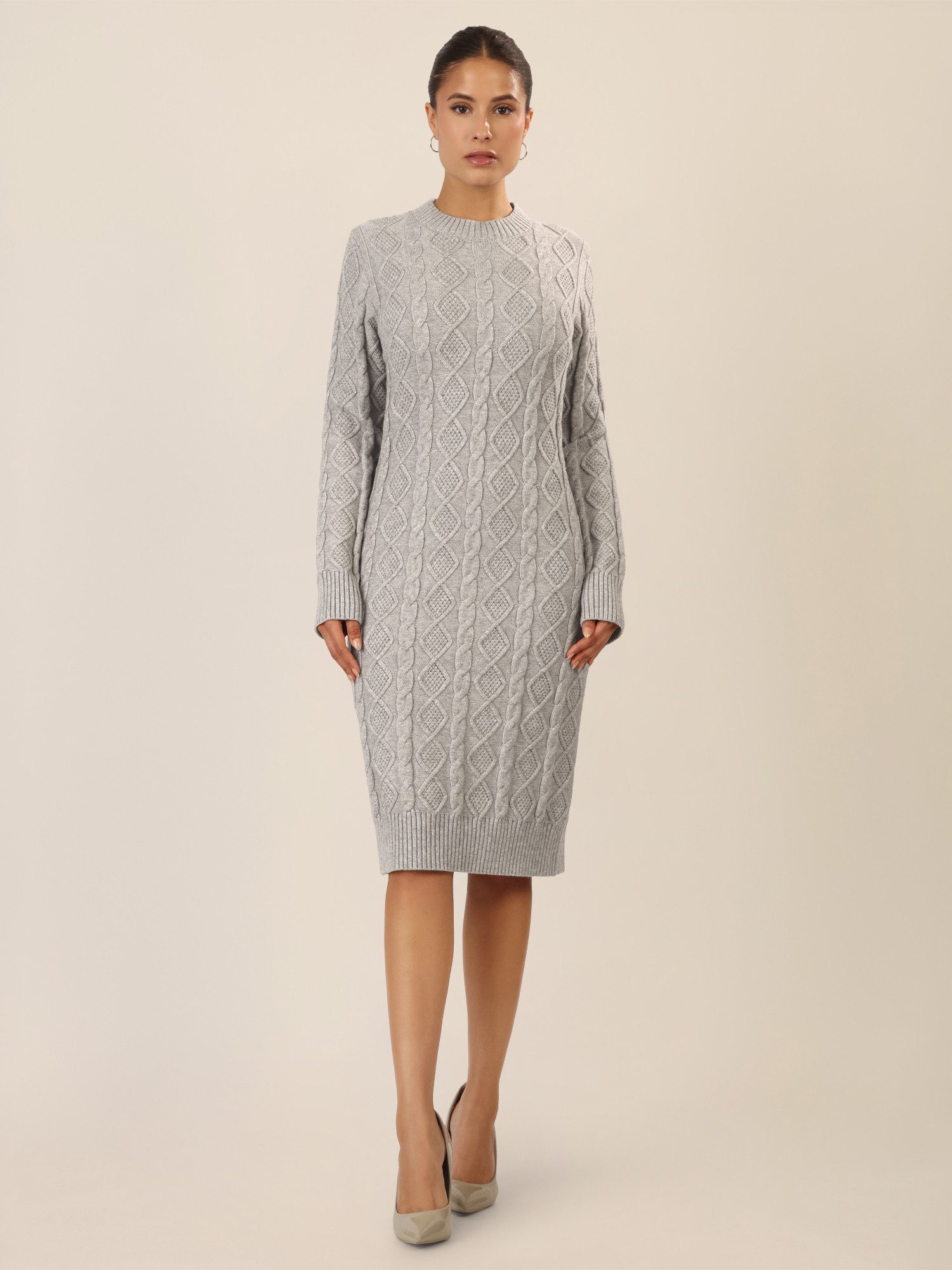 Apart Strickkleid mit Strukturmuster und Rundhalsausschnitt günstig online kaufen