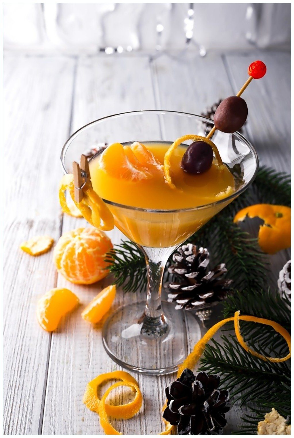 Wallario Glasbild, Winterlicher Cocktail in orange, in verschiedenen ...