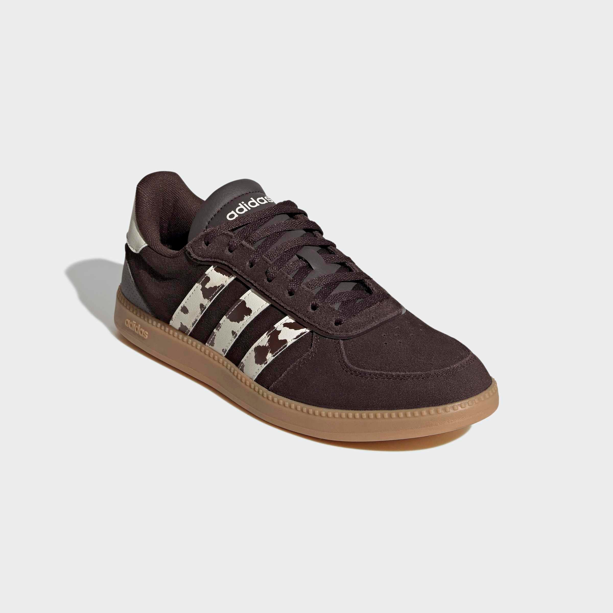 adidas Sportswear BREAKNET SLEEK Sneaker inspiriert vom Design des adidas handball spezial