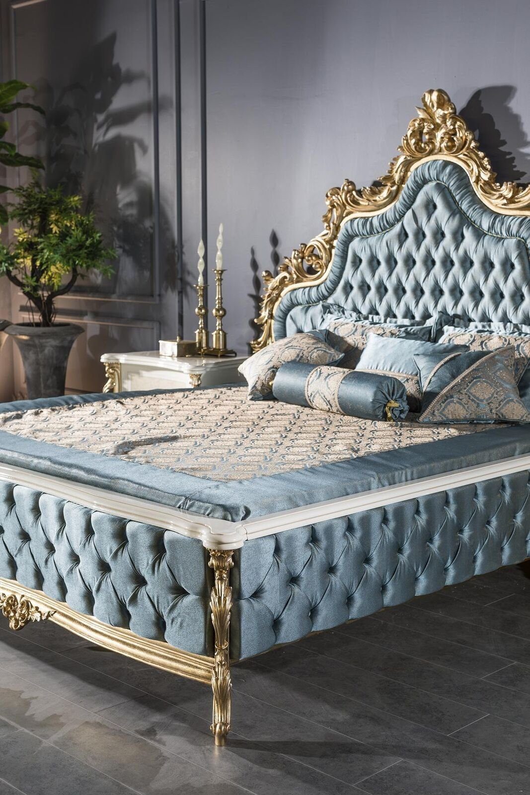 2x Schlafzimmer (3-St., Nachttischen) mit Bett Chesterfield x2 Set Blau Schlafzimmer-Set Nachttische, Bett JVmoebel Klassisches