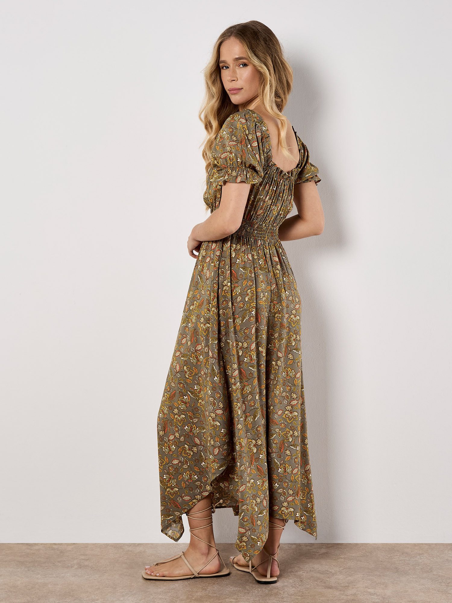 Apricot Midikleid Florales Kleid, mit Smokdetails günstig online kaufen