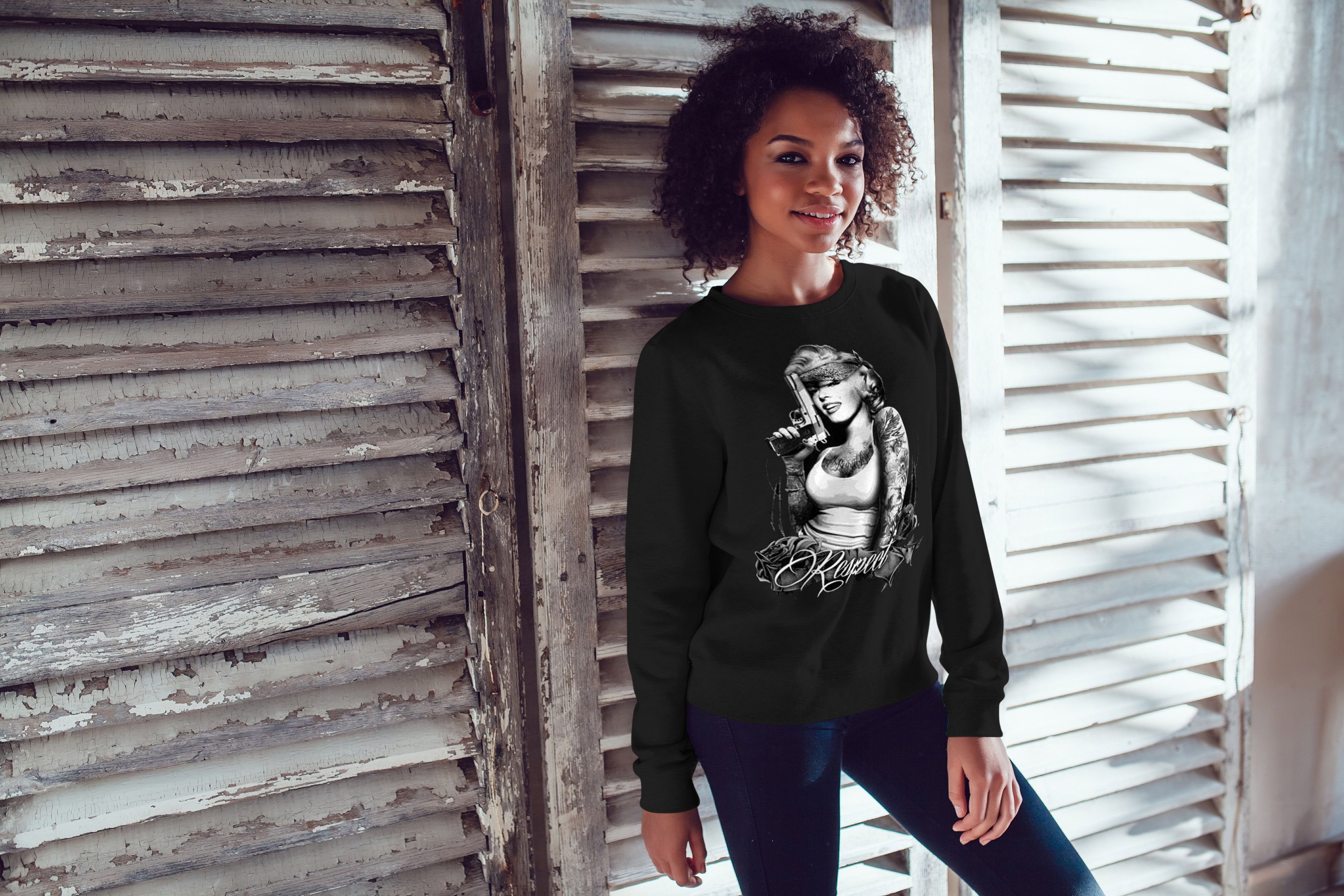 MoonWorks Sweatshirt Sweatshirt Damen Marilyn Monroe Pistole Schriftzug Respect Tattoo Gangster Waffe Rundhals-Pullover Pulli Sweater Moonworks®