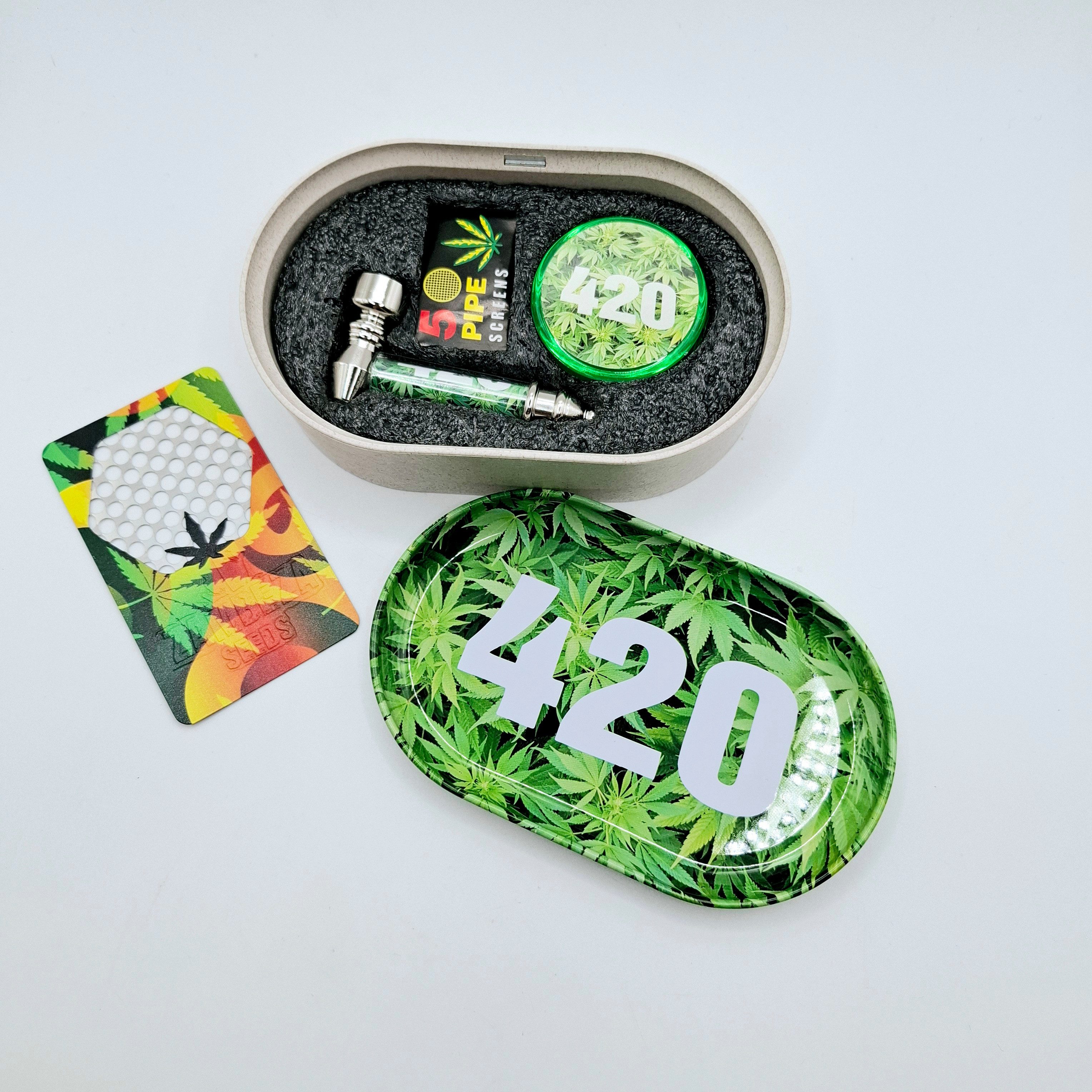 meytrade Grinder Set 420 Hanf mit Box + Tray + Metallpfeife 7cm + Siebe + Reibekarte, 420 Hanf grün