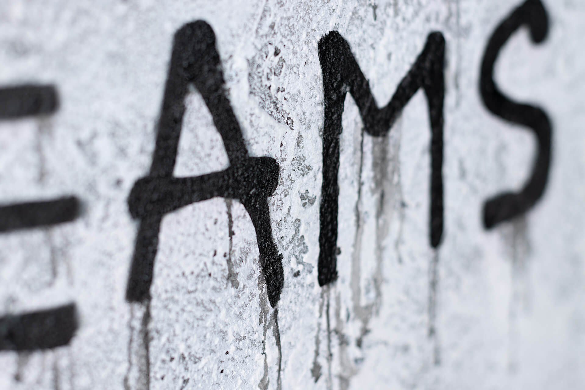 KUNSTLOFT Gemälde Banksy's Optimist 120x60 cm, Leinwandbild 100% HANDGEMALT Wandbild Wohnzimmer