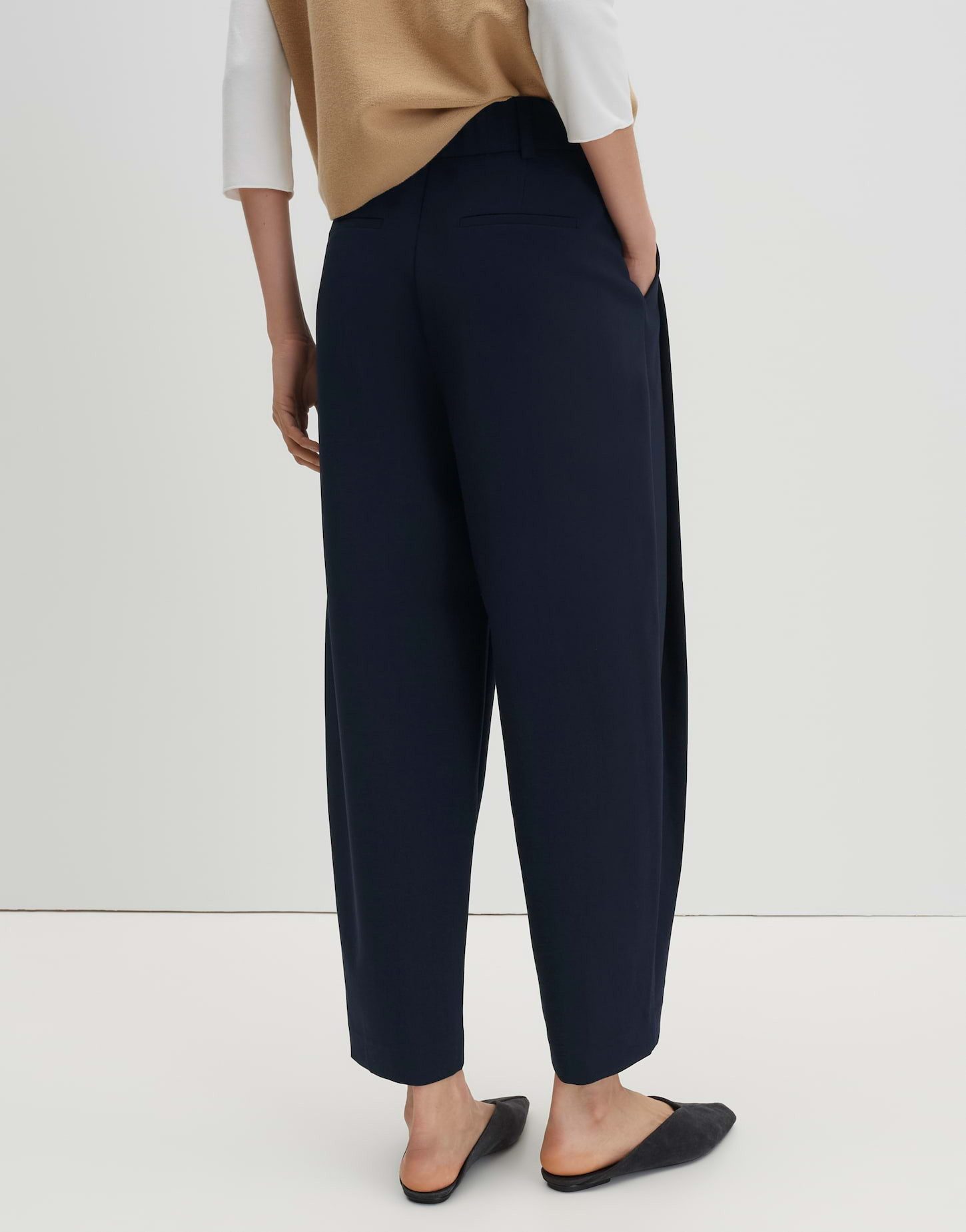 someday Bundfaltenhose CATSBY BARREL verkürzte City Pants mit Komfortbund Elastische High Rise Hose mit ovalem Beinverlauf