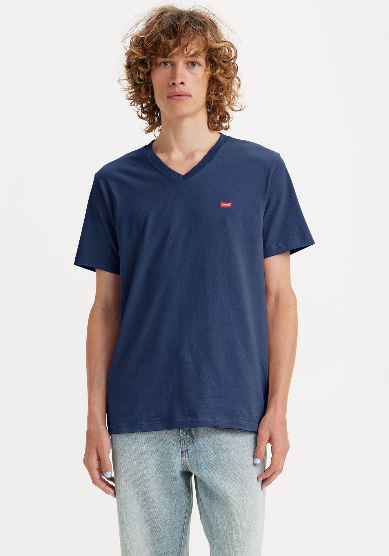 Levi's® V-Shirt LE ORIGINAL HM VNECK mit Logostickerei günstig online kaufen
