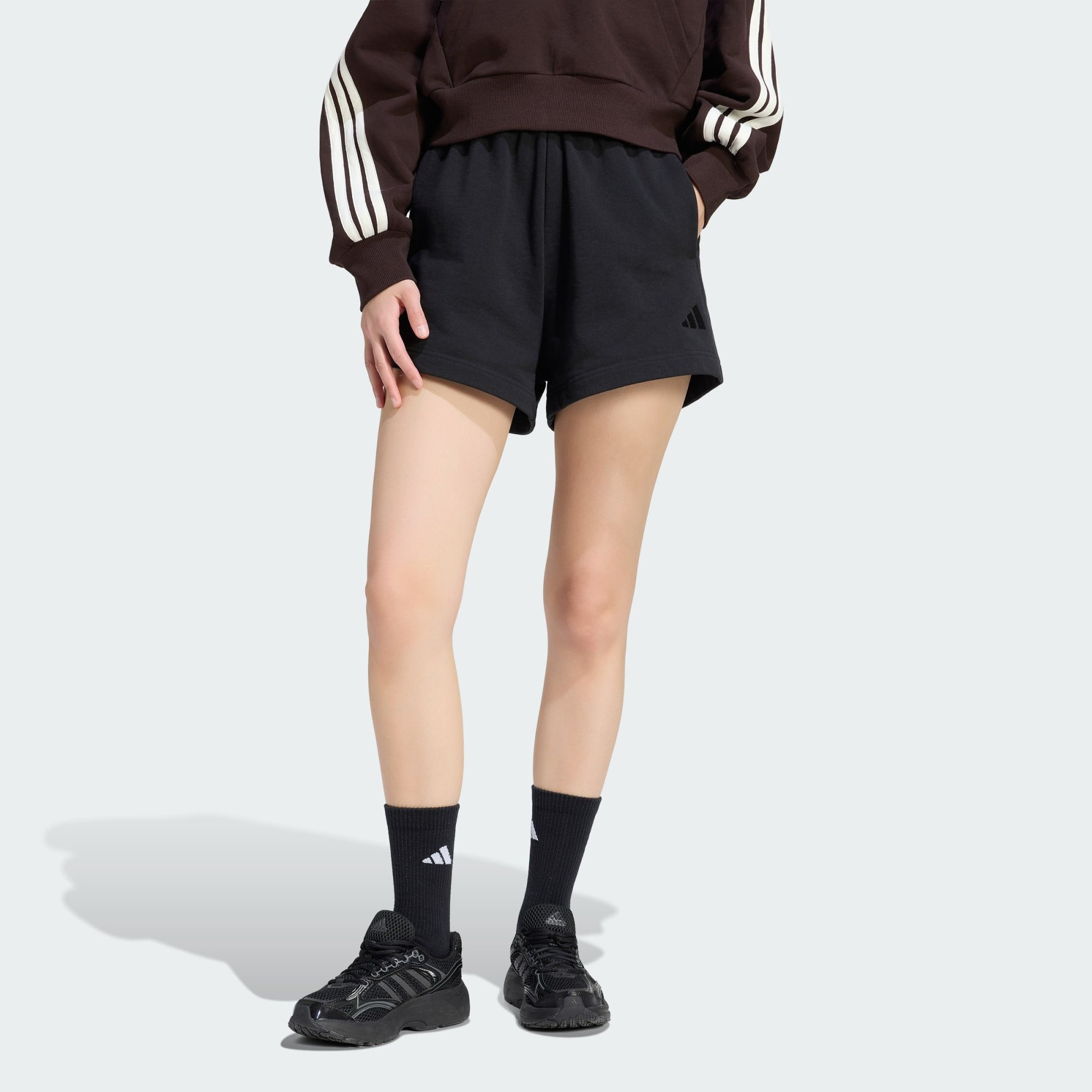 adidas Sportswear Shorts ADIDAS KIT SHORTS, KLEINES LOGO (1-tlg)
