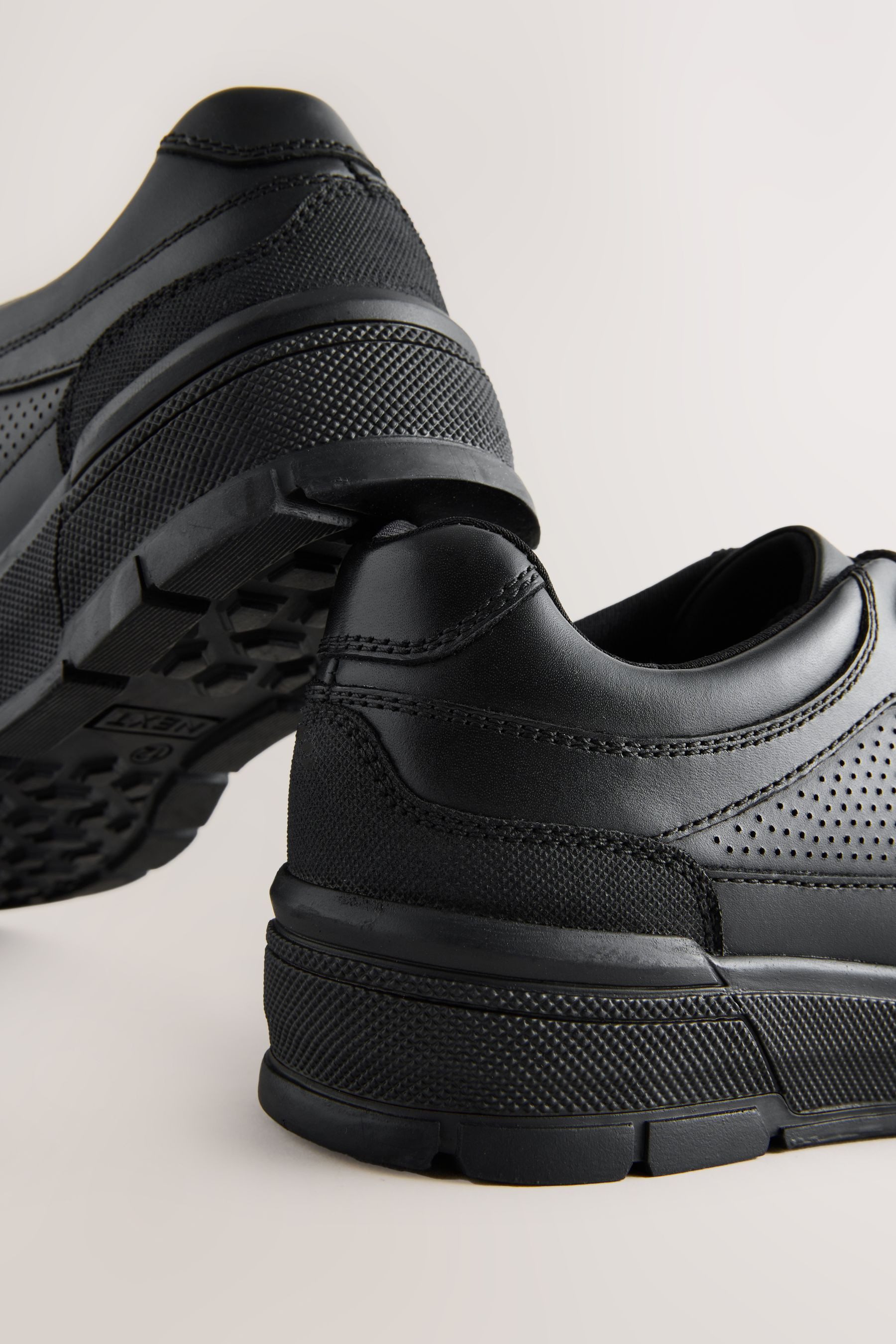 Next Schnürschuhe aus Leder für die Schuhe Schnürschuh (1-tlg)