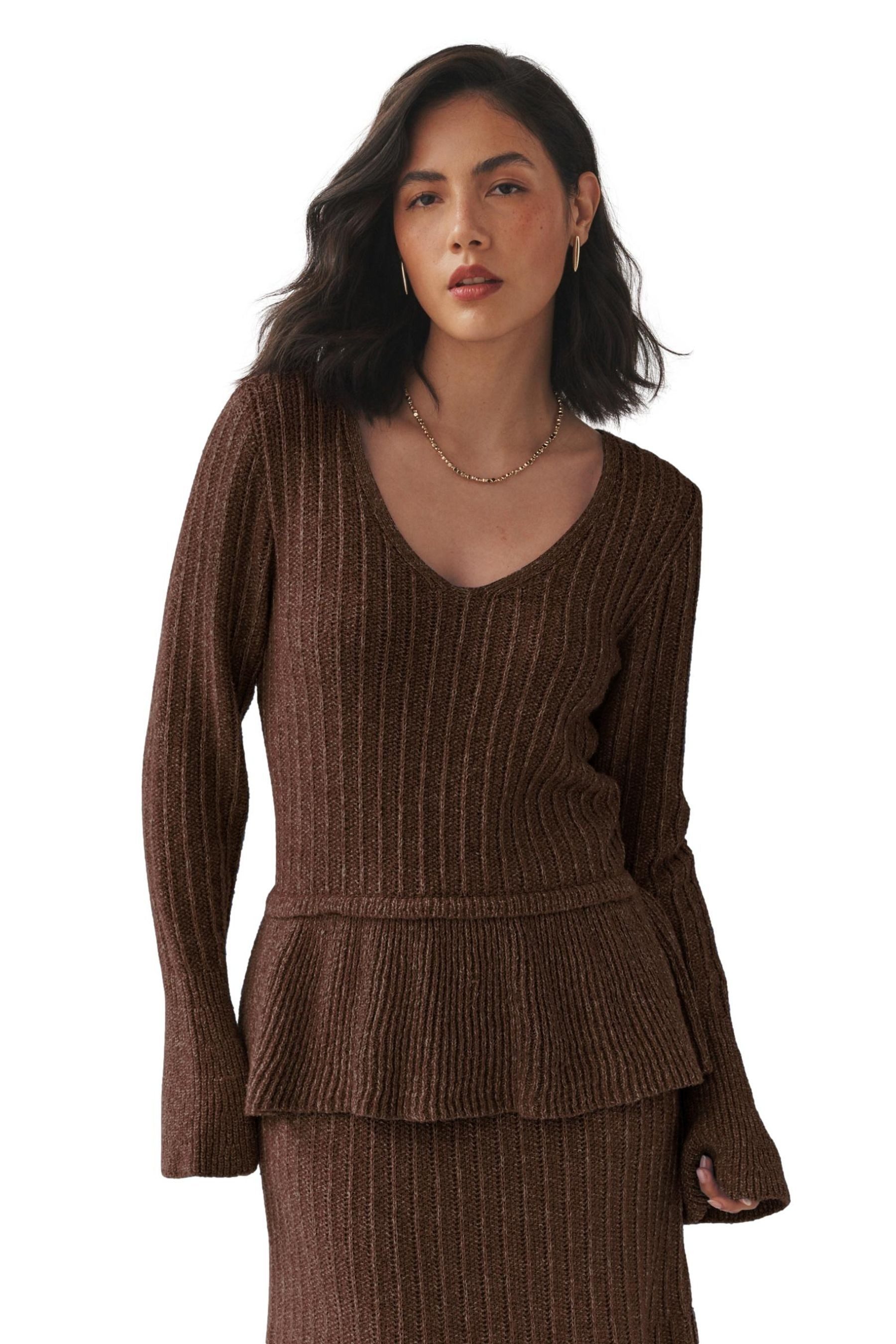 LAURA ASHLEY V-Ausschnitt-Pullover Laura Ashley V-Ausschnitt-Pullover mit Schößchen (1-tlg)