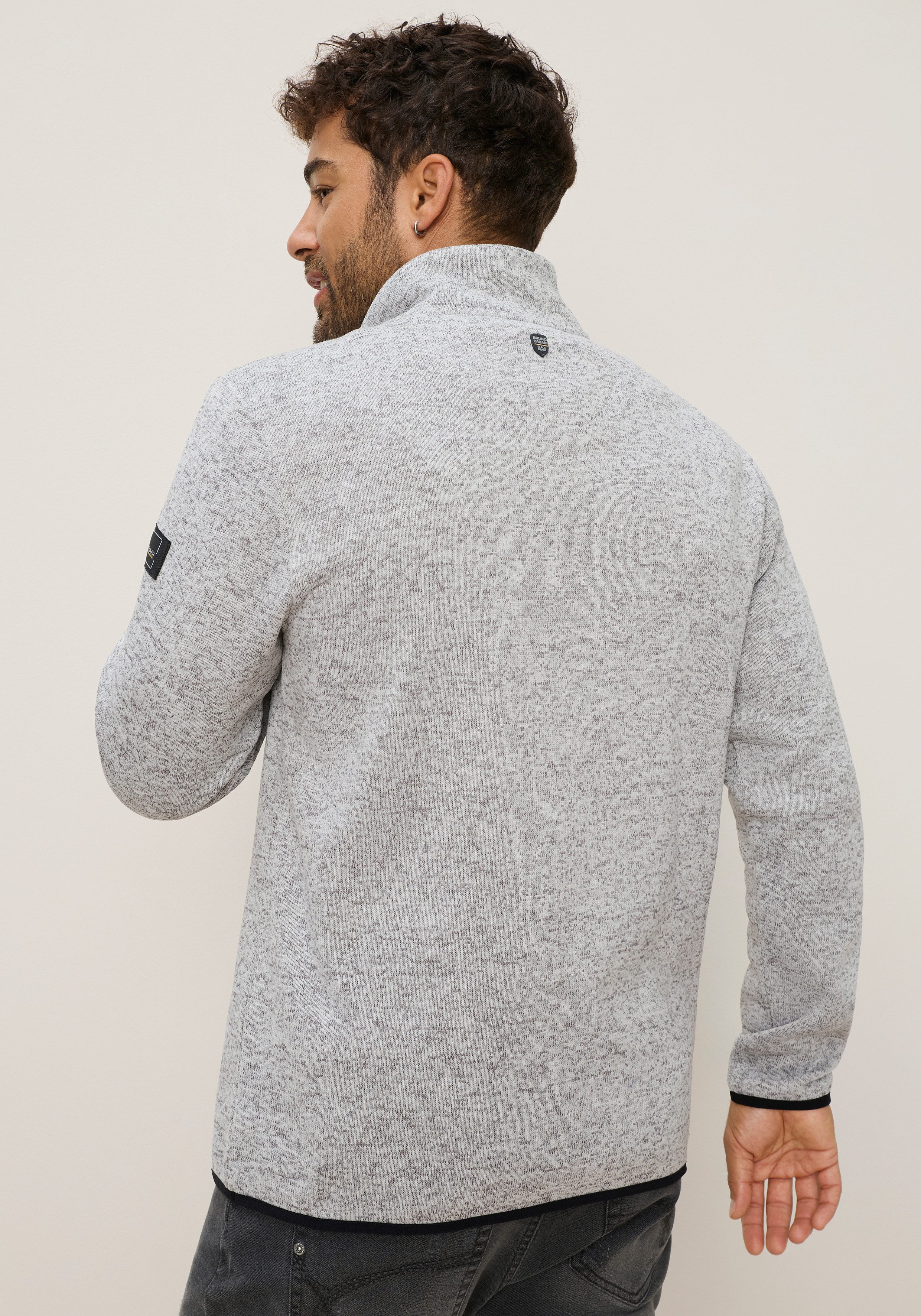 Bruno Banani Fleecepullover mit hochschließendem Kragen und Reißverschluss, auch in großen Größen – Bild 2 von 5